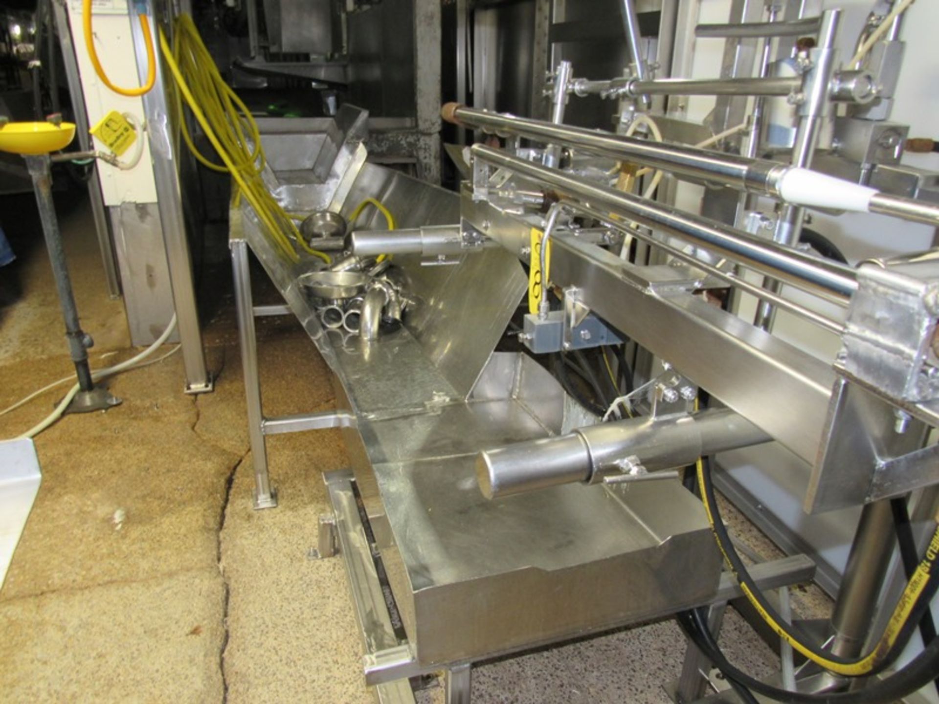 Stainless Steel Neck Splitter with stainless steel blood trough @ 15' long | Rig Fee: $225 - Image 4 of 4