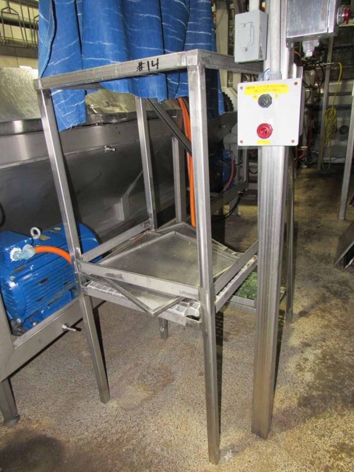 Lot (4) Stainless Steel Platforms with chemgrate tops and steps | Rig Fee: $75 - Image 4 of 6