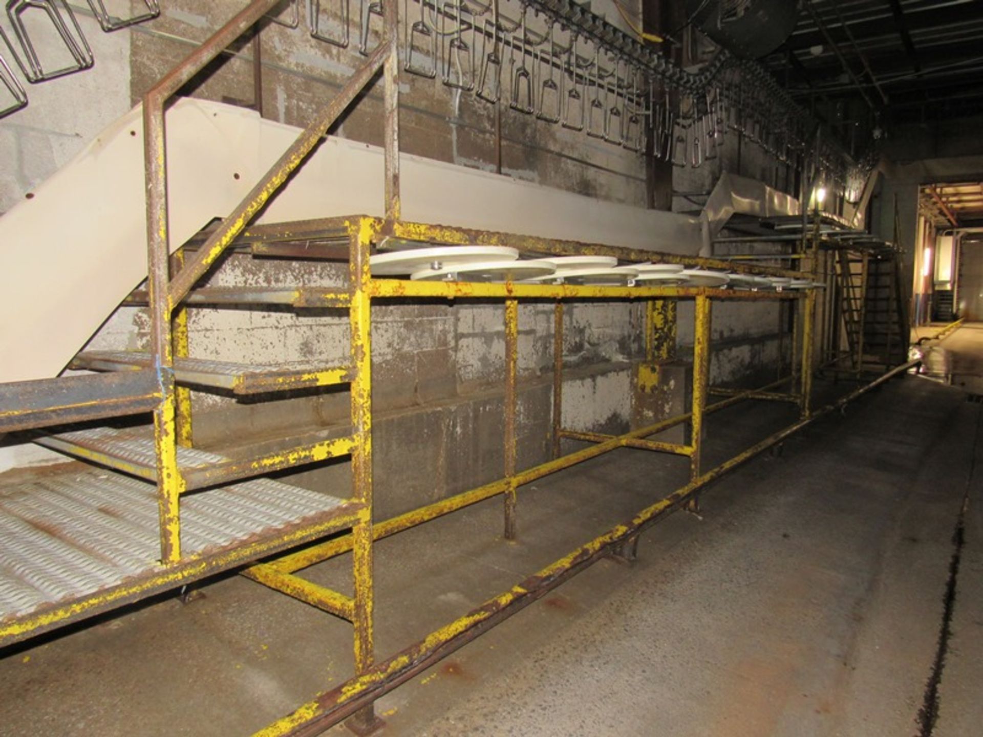 Lot Delivery Stands, approx. 120' long multi level and approx. 90' long multi level | Rig Fee: $600 - Image 4 of 10