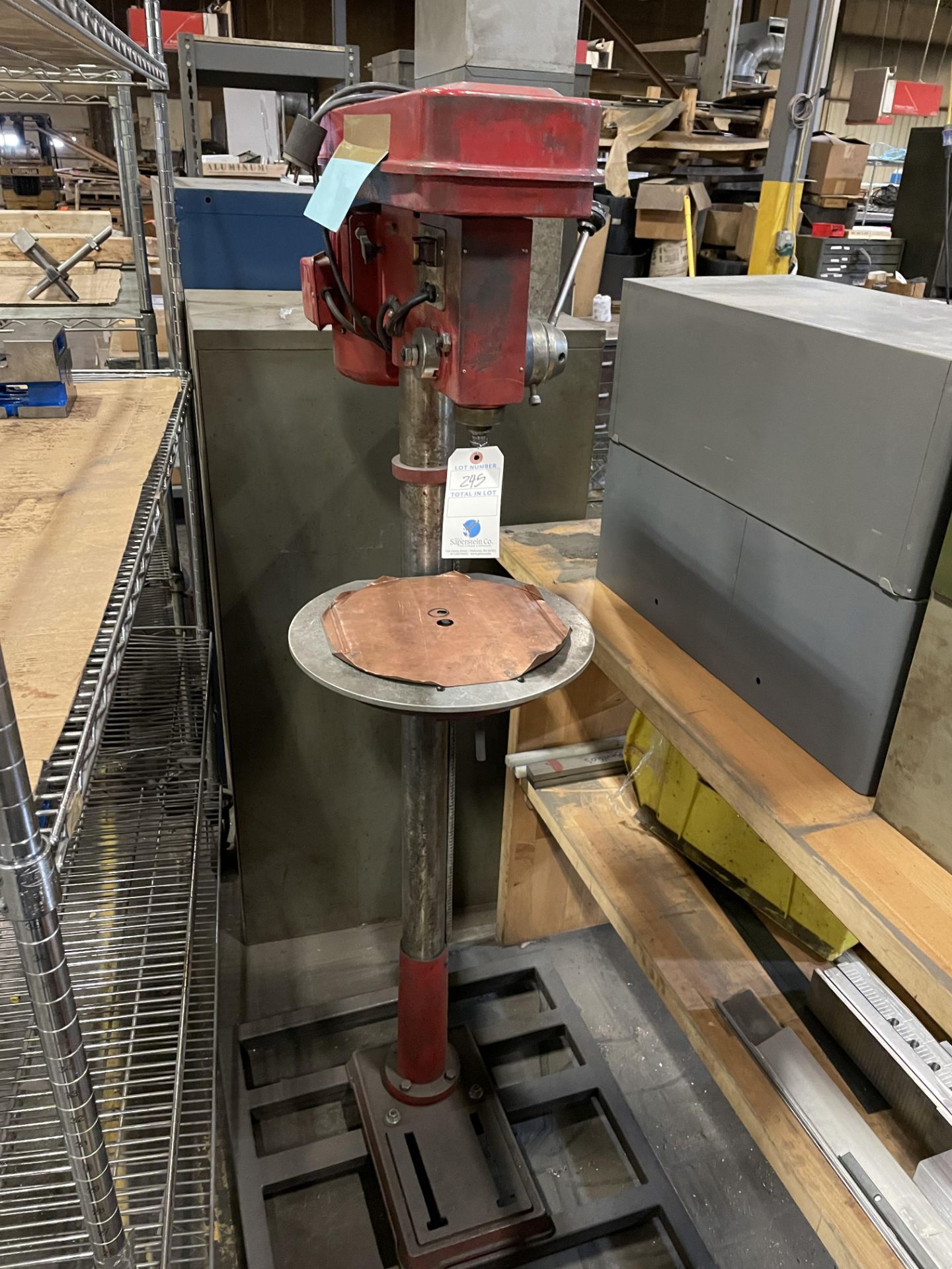 Floor Mountede Drill Press (PLATE GONE)