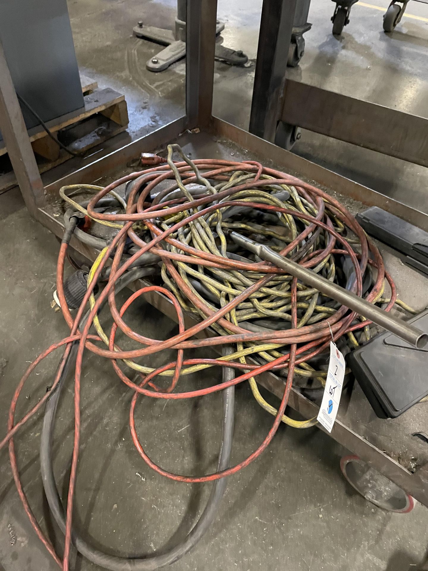 {LOT} Extension Cords