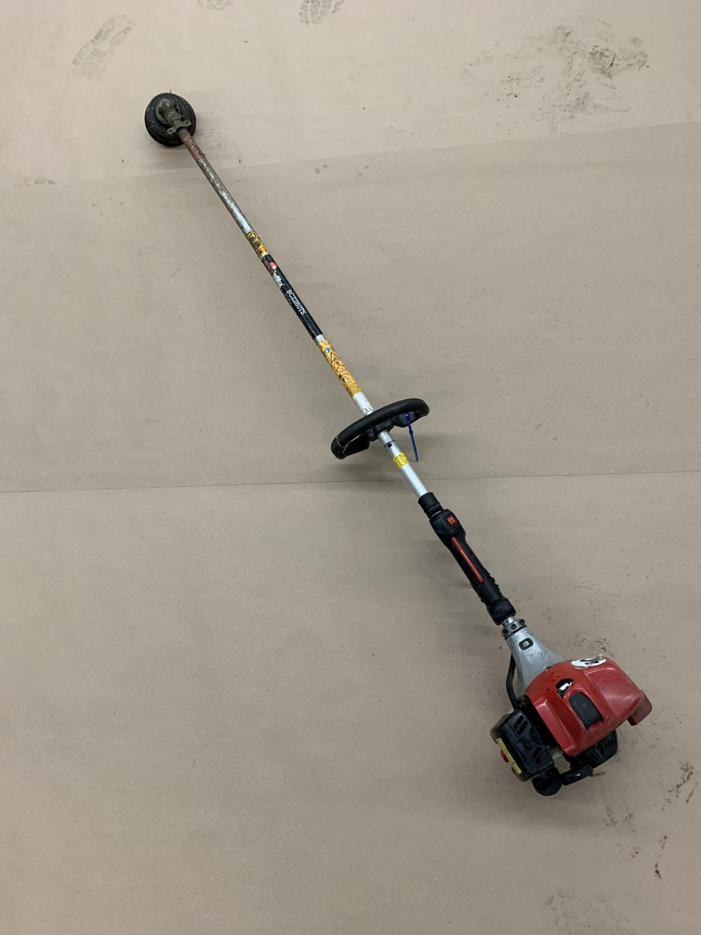 Redmax Straight Shaft String Trimmer No Guard
