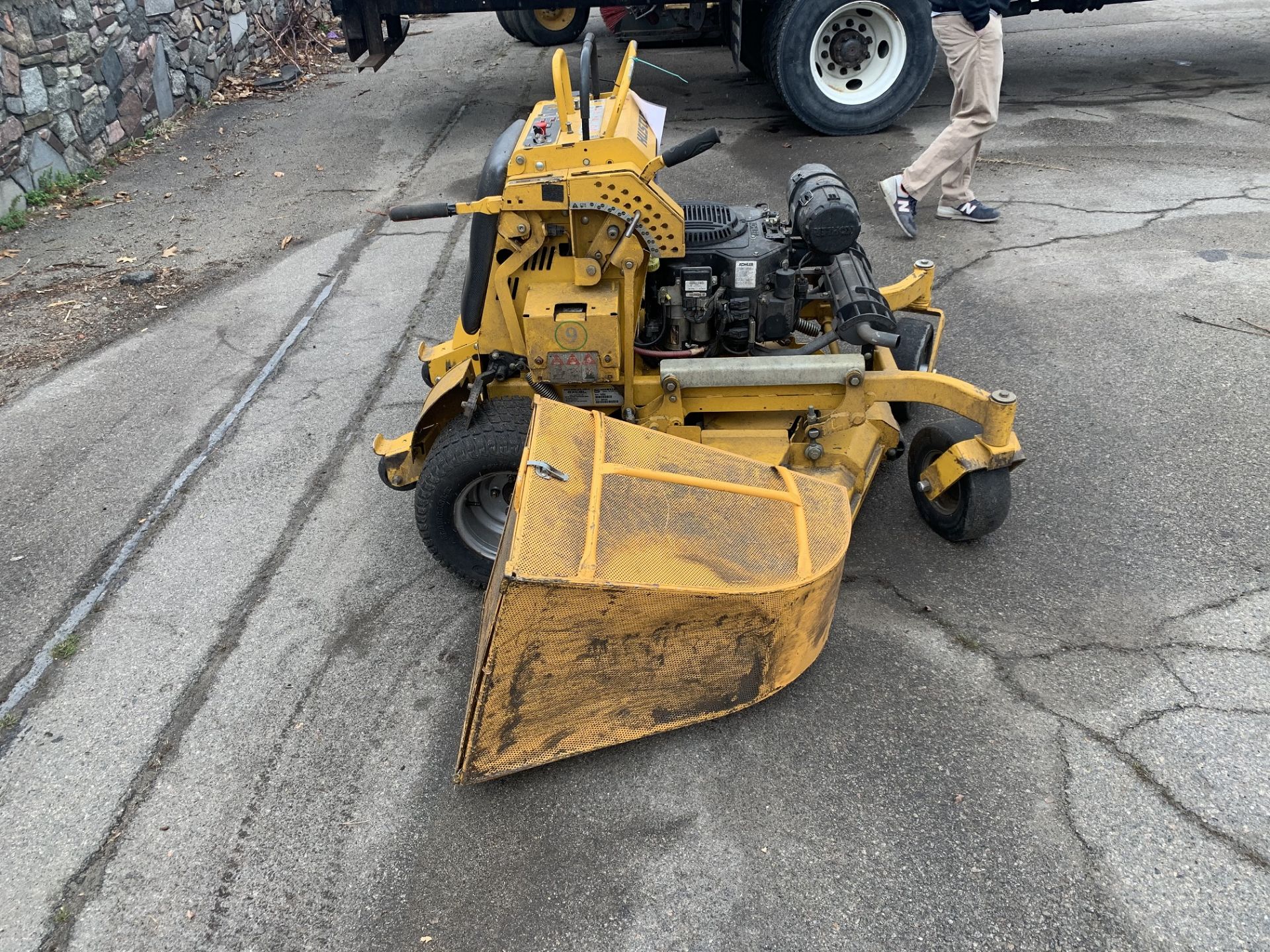 Hustler #935353 Commercial 52" Stander Mower w/ Catcher SN:16057891 Hours: 1799 - Image 4 of 5