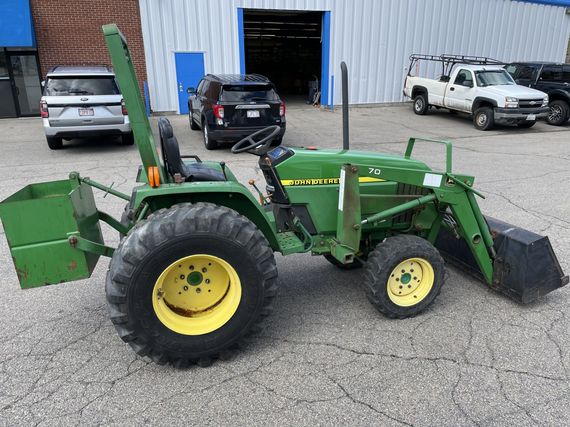John Deere #790 4x4 Diesel Tractor w/ Yanmar Diesel Loader Arm and 1 Yard Bucket, Rear Weight, PTO,