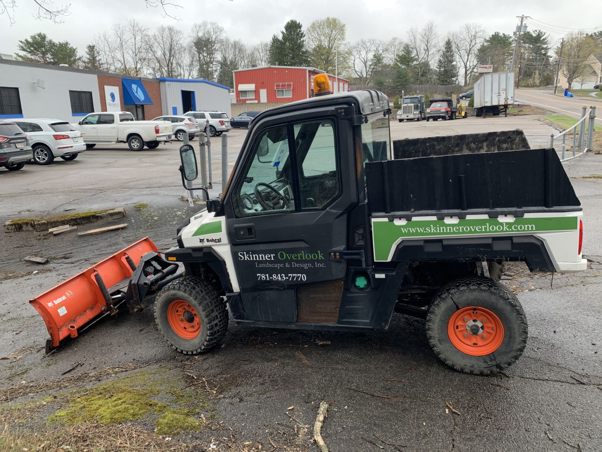 Bobcat 4x4 Utility Vehicle Diesel Enclosed Cab w/ 6' Plow #FMFB69 Dumping Bed, #3650 Hours: 1571 - Image 2 of 7