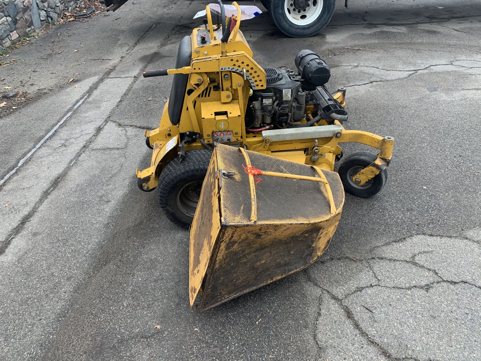 Hustler #935353 Commercial 52" Stander Mower w/ Catcher SN:16054050 Hours: 1910 - Image 6 of 6