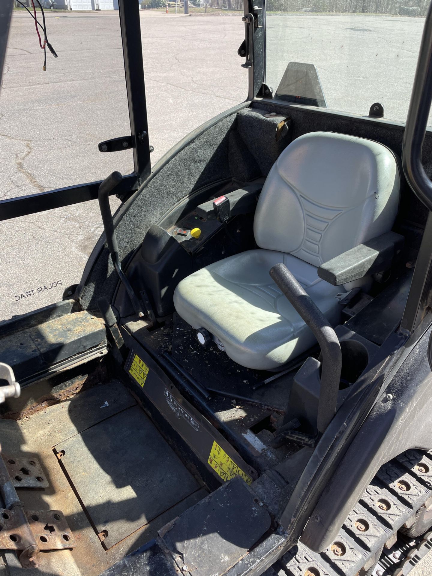 Toro Polar Ground Master 7200/7210 Trac 6 Wheel w/ Tracks w/ 5' Plow #80363 SN: 270000100 Hours: - Image 7 of 8