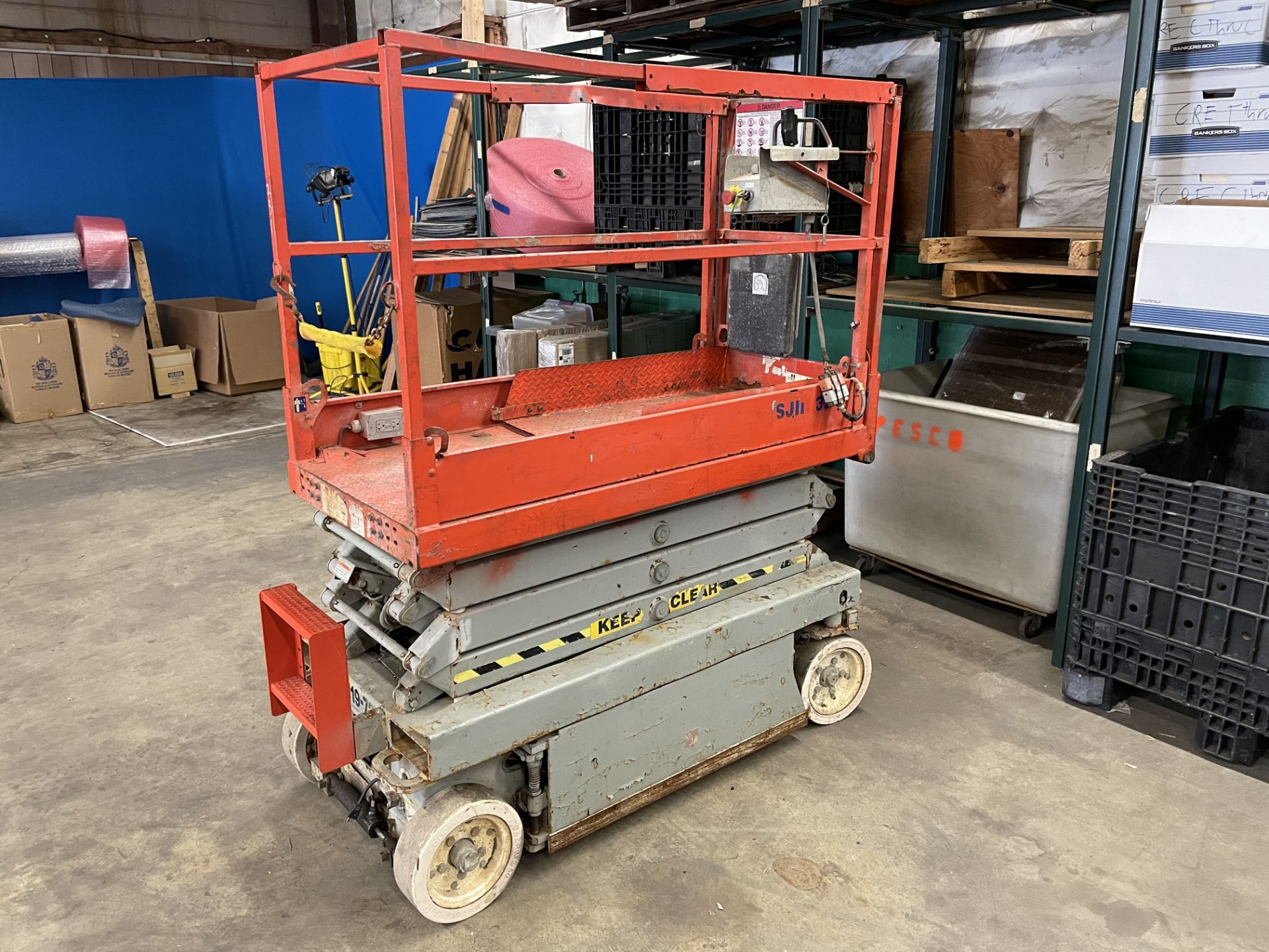 Skyjack SJIII #3219 19' Electric Scissor Lift, 550 Lb. Capacity, Self Propelled Elevating Work - Image 3 of 3