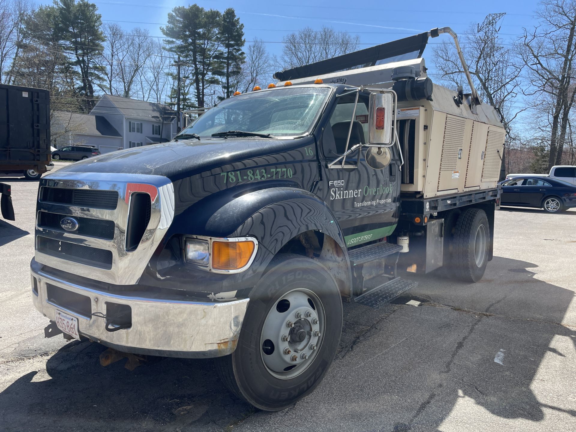 2006 Ford F-650 XLT Super Duty, 6 Wheel, Cat Inline 6 Cyl Diesel, Odom: 106,444, GVWR: 25,999, RUNS - Image 4 of 7