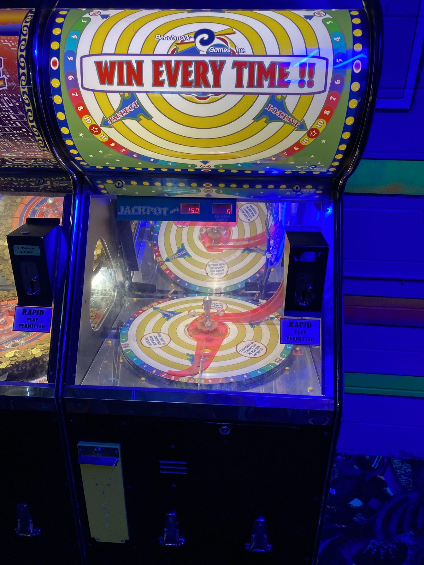 Benchmark Games Wheel Deal 3 Bank Spinning Jackpot Game Token/Coin Operated w/Ticket Dispenser - Image 4 of 6