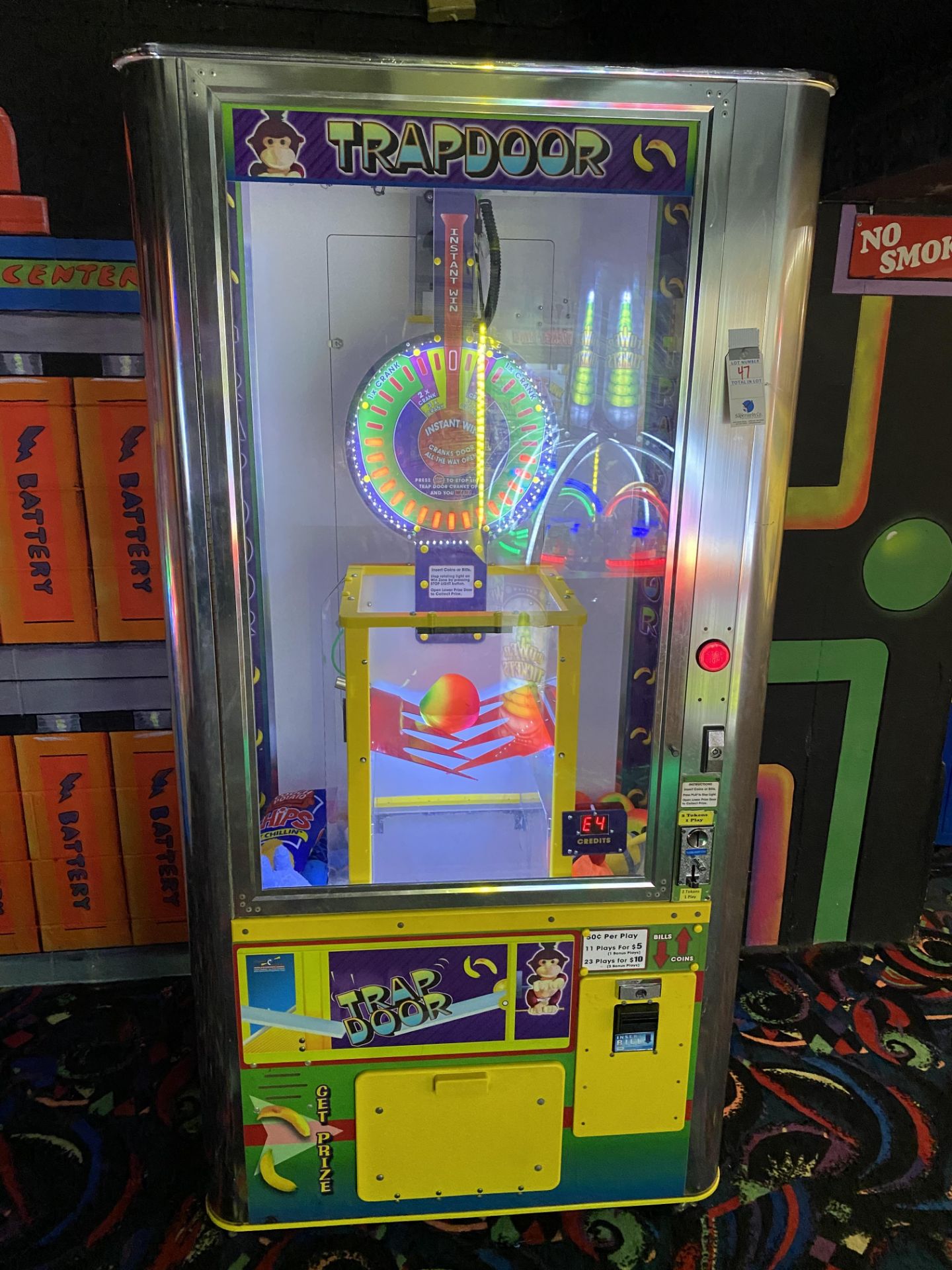 Benchmark Games Claw Trap Door Game, Token, Coins & Bills Machine - Image 2 of 4