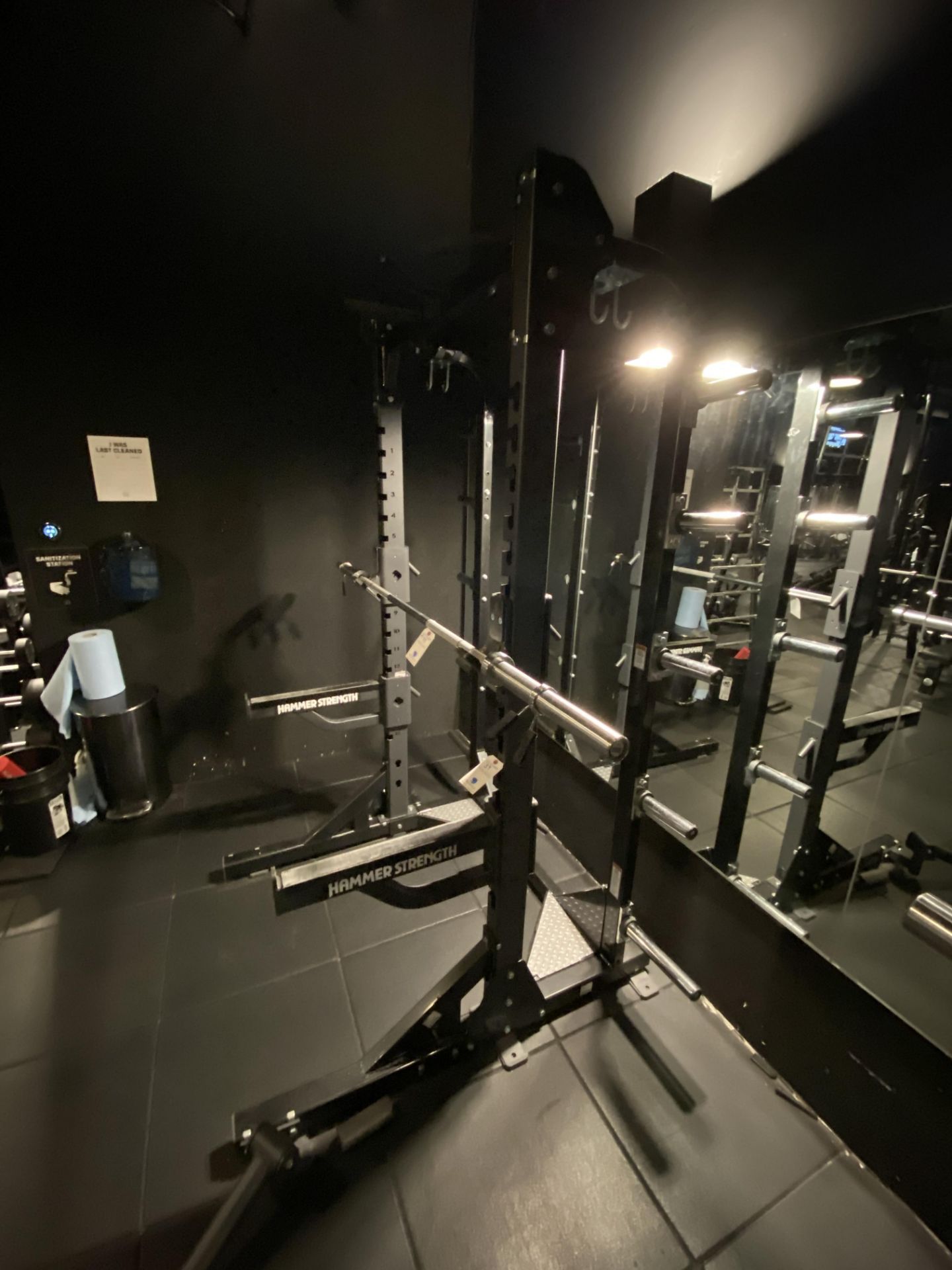 Hammer Strength Squat Rack #HDLSTOR-SA w/#HDLHRL 16 Setting w/Bar, Weight Rack, Pull Up Bars - Image 4 of 7