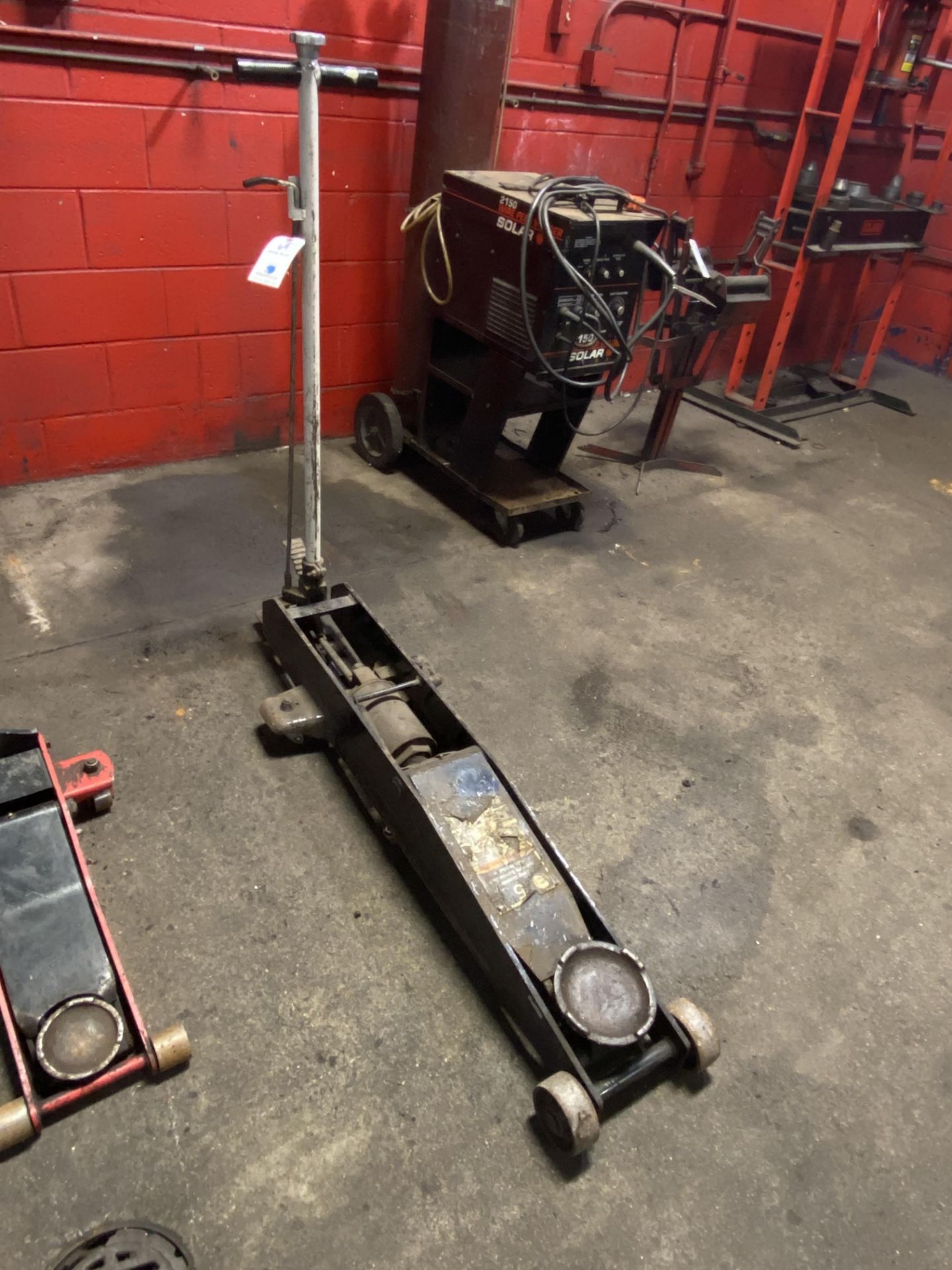 Omega 5 Ton Long Reach Floor Jack