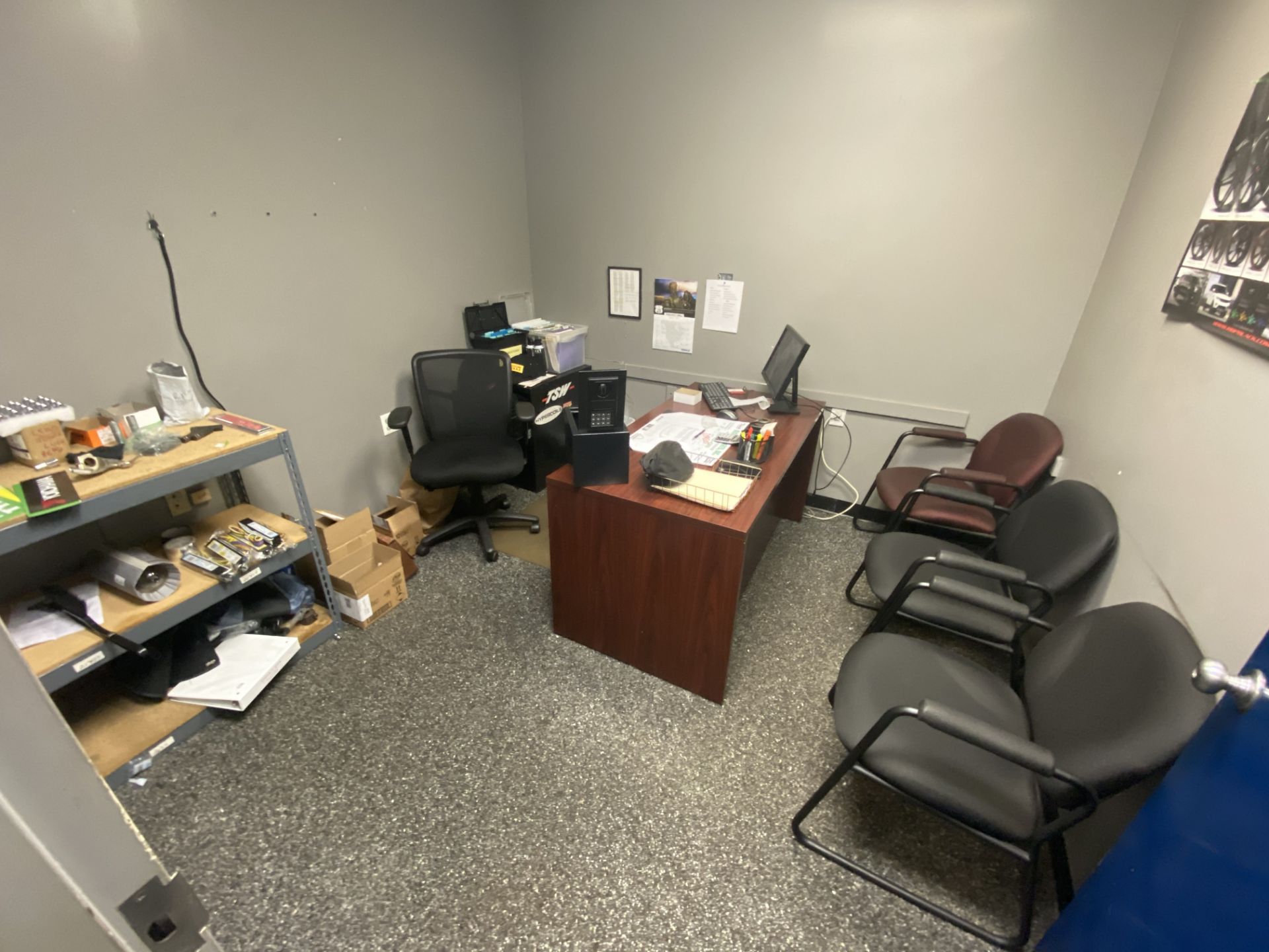 Lot in Office. Computer/Files/Desk/ETC