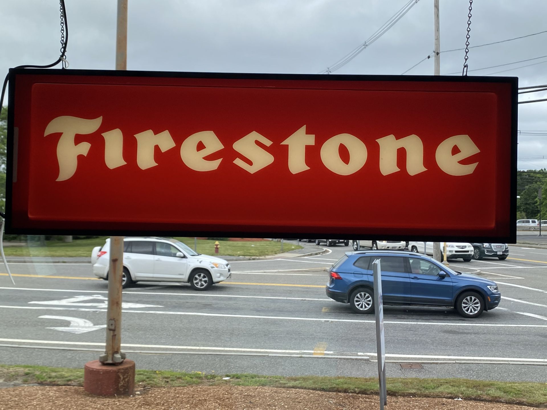 Firestone Tires Illuminated Sign