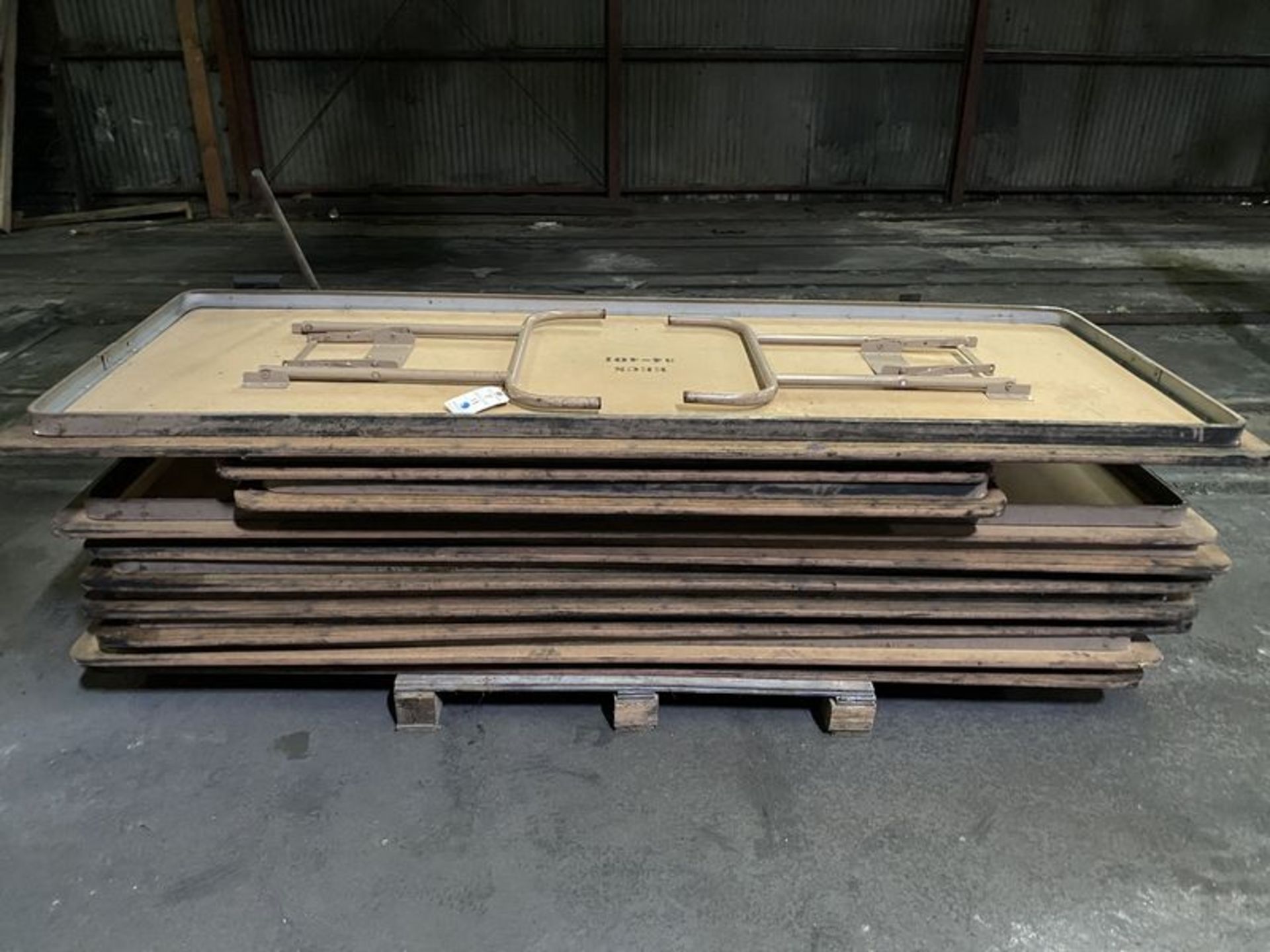 (11)Asst. wood Top Folding Tables