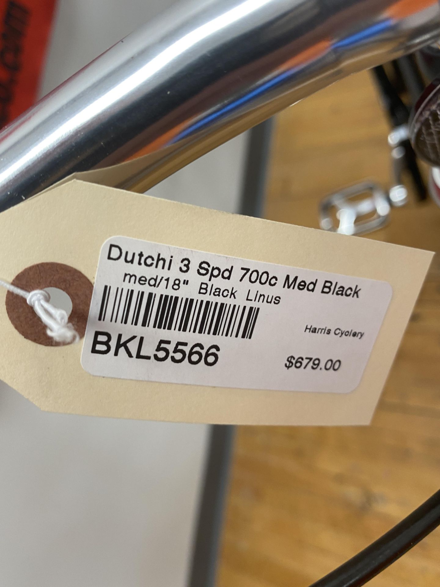 Linus Dutchi 3 Speed 700 C 18" Black $680 Retail - Image 2 of 2