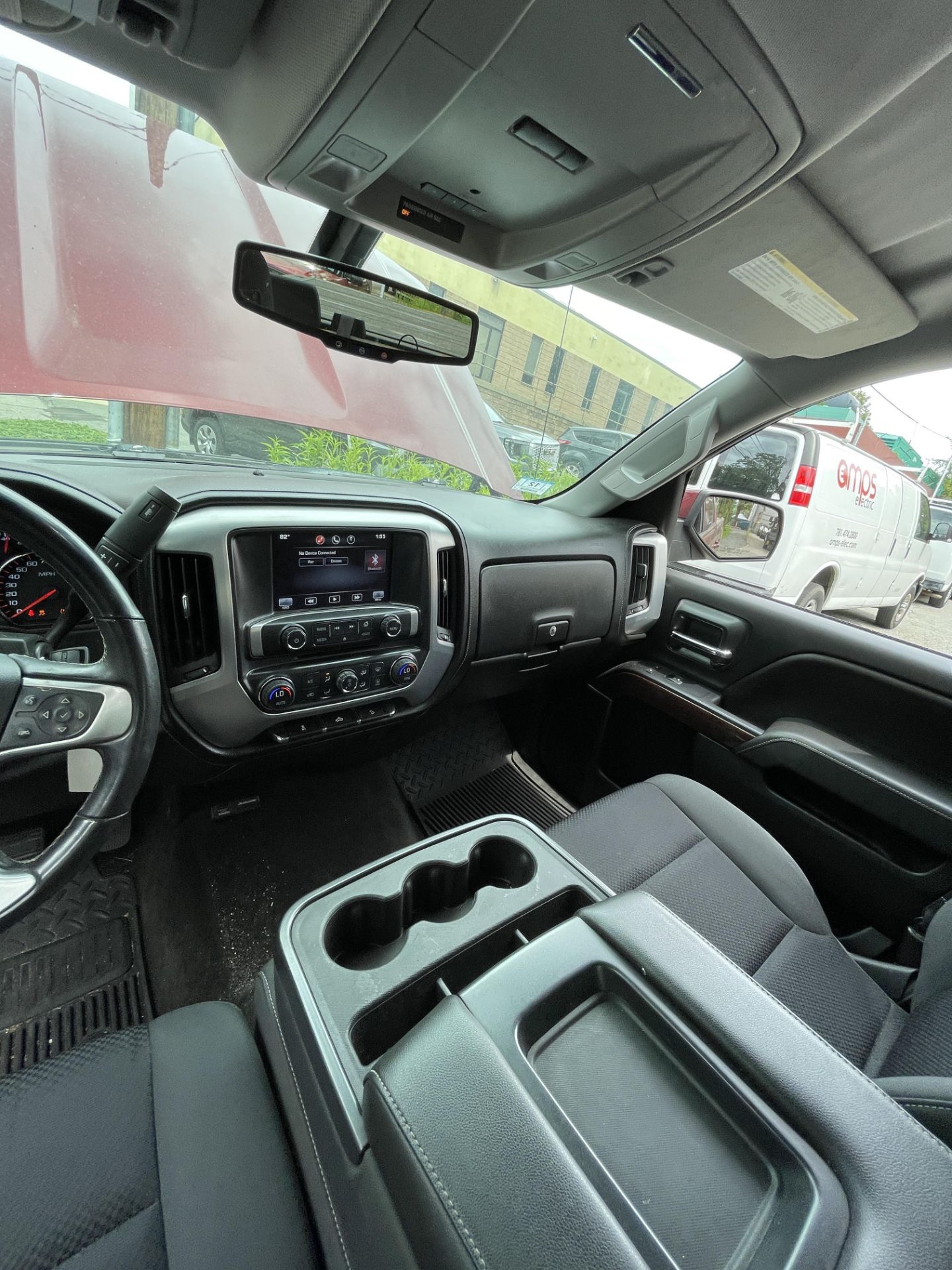 2014 GMC Sierra Z71 1500 SLE 4 Door Pickup, Solid Tonneau V8 Gas, 5.3L, 4 x 4, Odom: 91,012 - Image 9 of 14