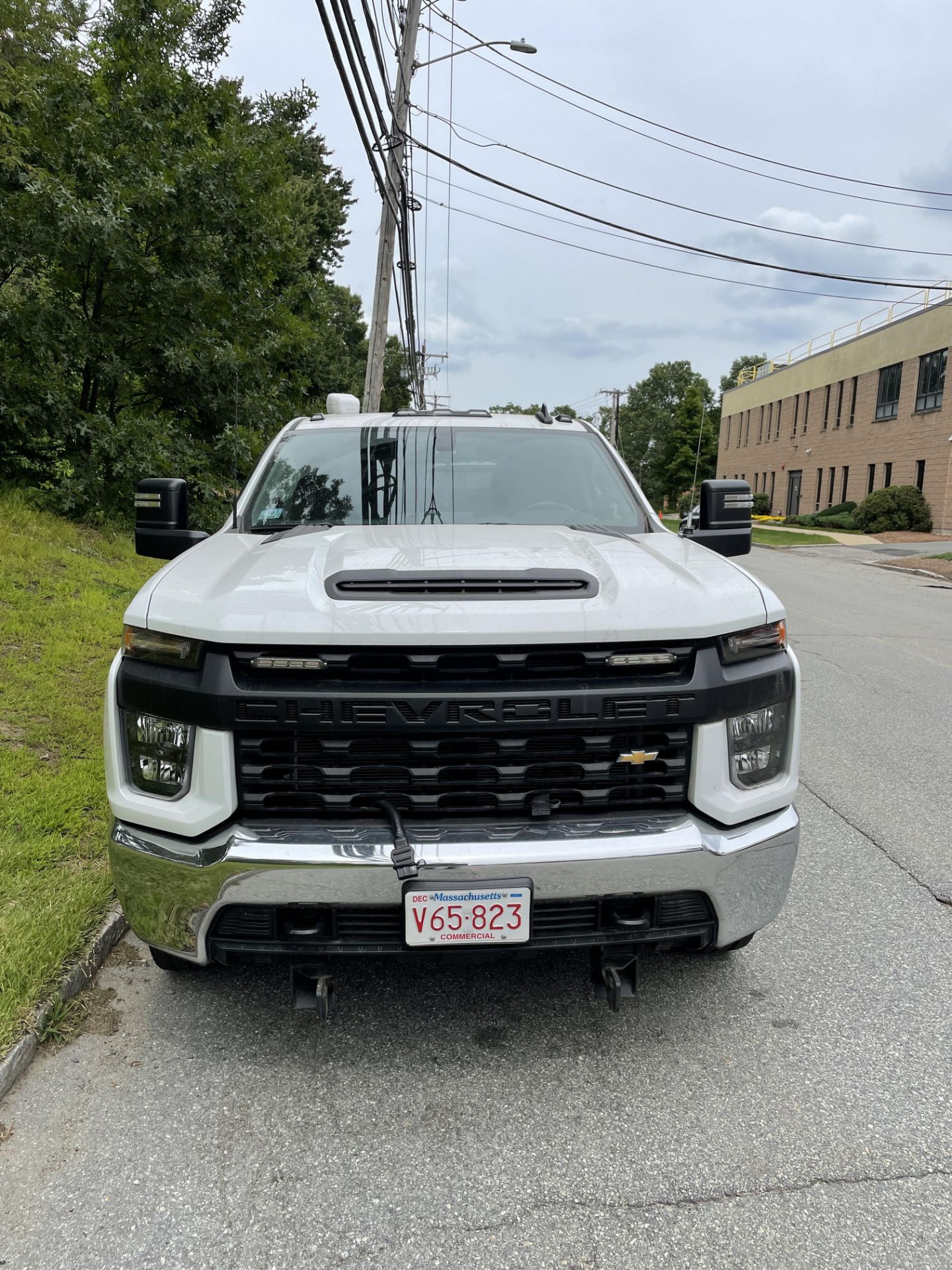 2020 Chevrolet Silverado 4 Door CrewCab Utility Body Truck, 4x4, 8 Cyl Gas, 6.6L Engine, Odom:16,099 - Image 2 of 14