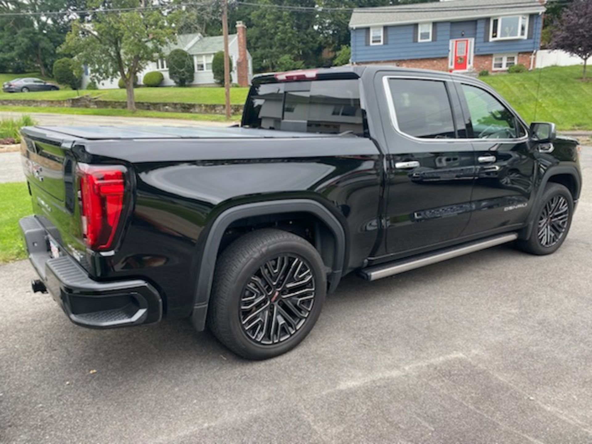 2019 GMC Denali Carbon Pro Pickup Truck, 4 Door, 4x4, 6.2 Liter Gas, Glass Roof, Loaded,Odo:18,436, - Image 3 of 3