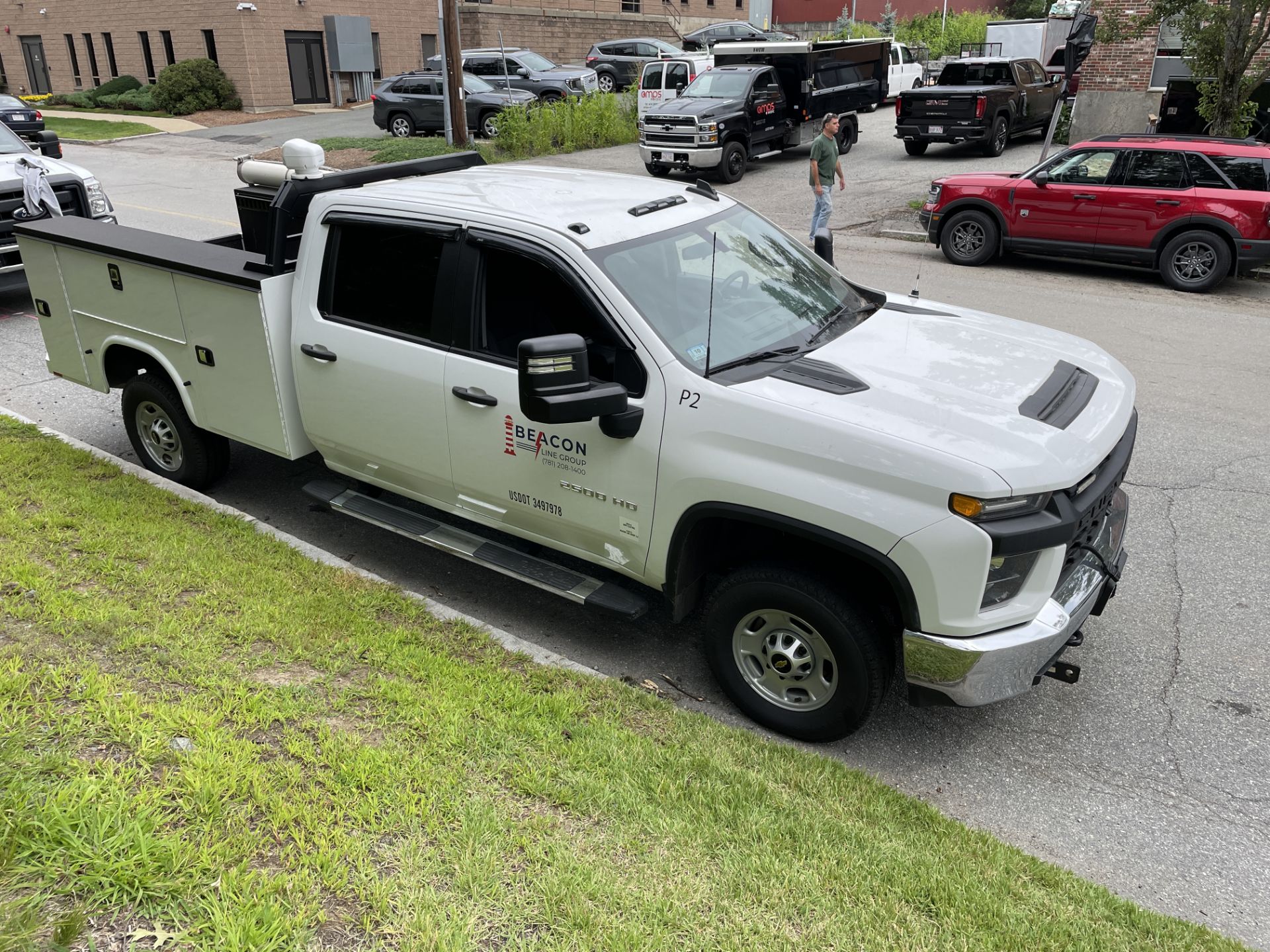 2020 Chevrolet Silverado 4 Door CrewCab Utility Body Truck, 4x4, 8 Cyl Gas, 6.6L Engine, Odom:16,099 - Image 5 of 14