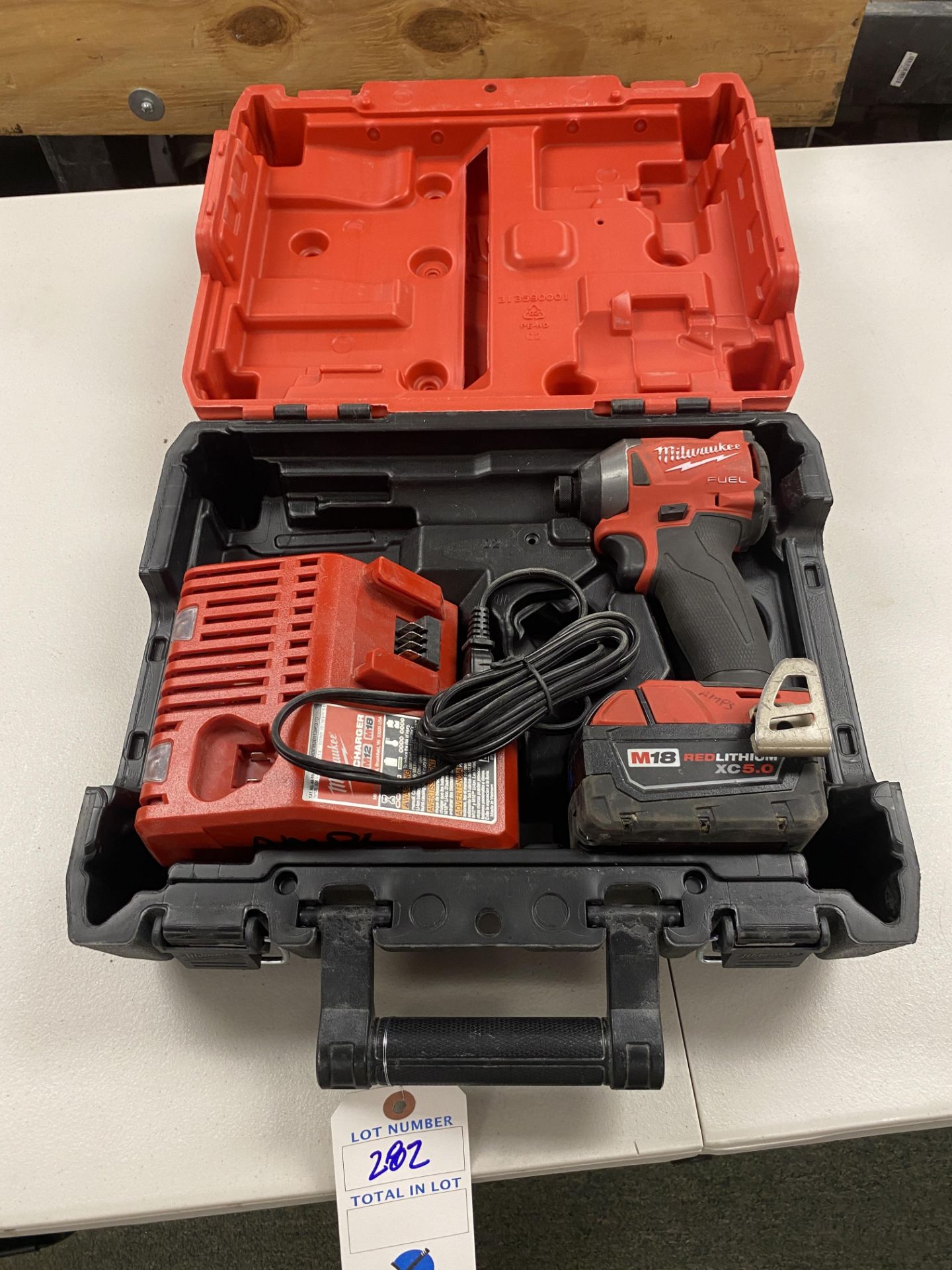 Milwaukee M18 1/4" Impact Driver, Battery, Charger and Case #2853-20