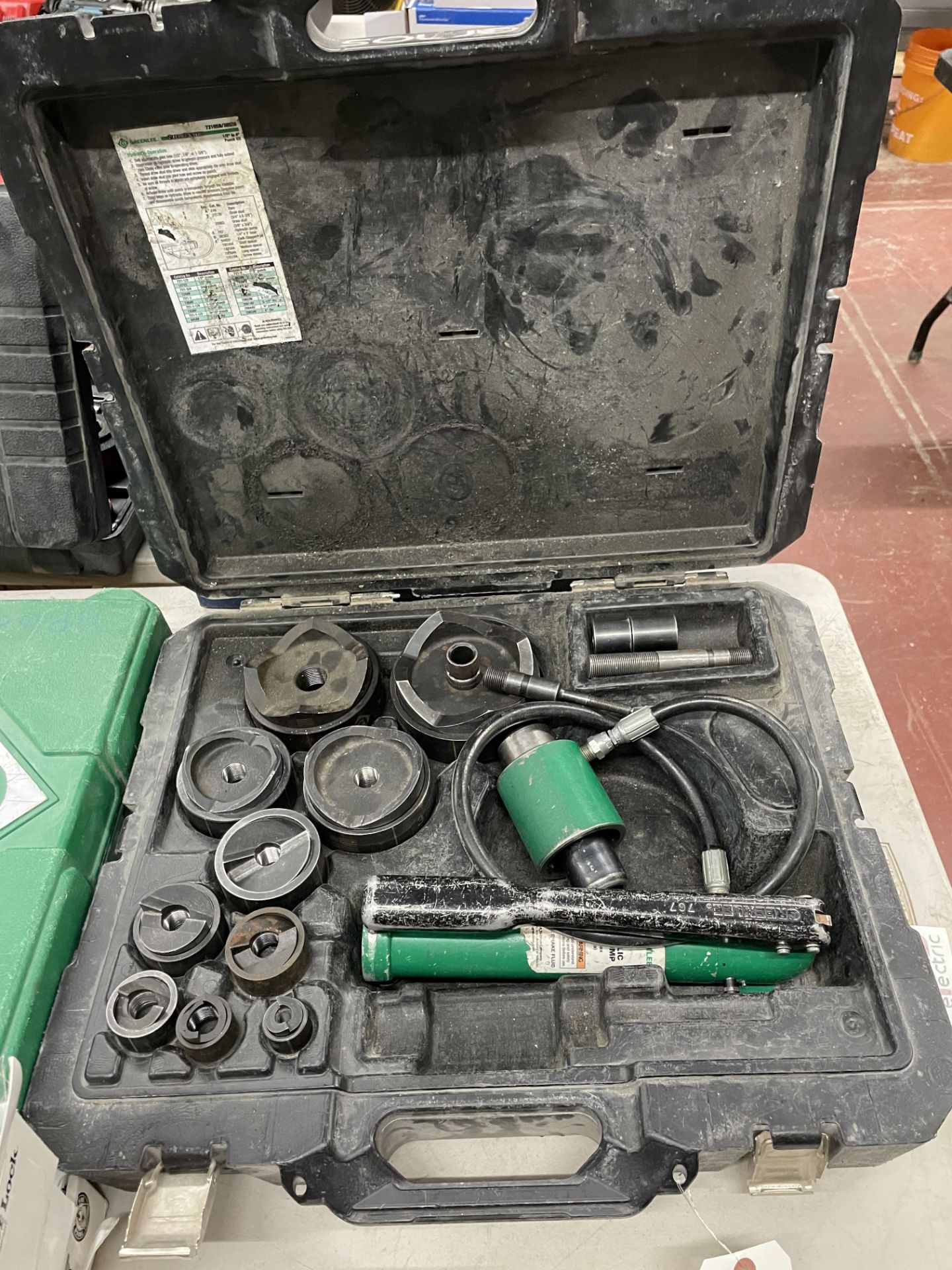 Greenlee #767 Hydraulic Punch Knock Out Kit w/ Case
