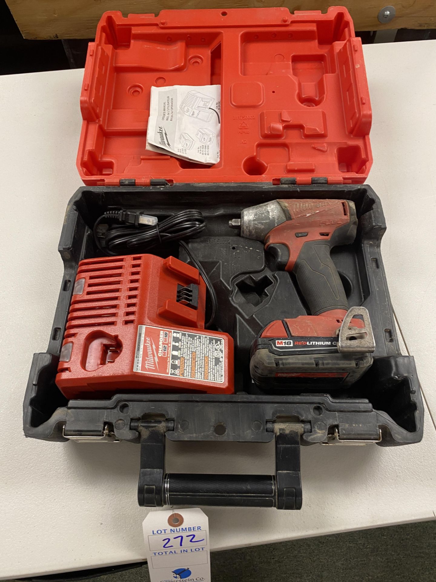 Milwaukee M18 Impact Gun w/ Battery, Charger and Case