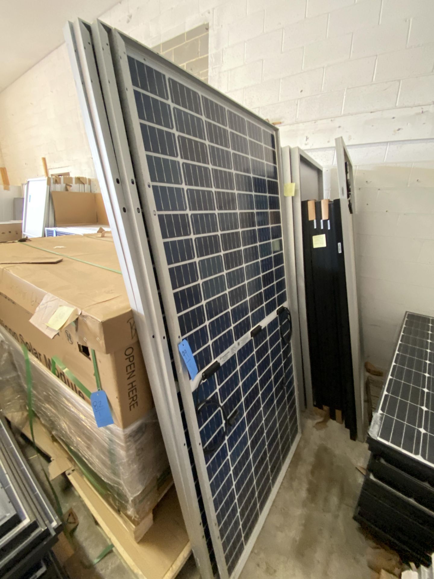 (4) Canadian Solar #CS3U-370NV-AG Solar Panels, 370 Watt (See Pics)