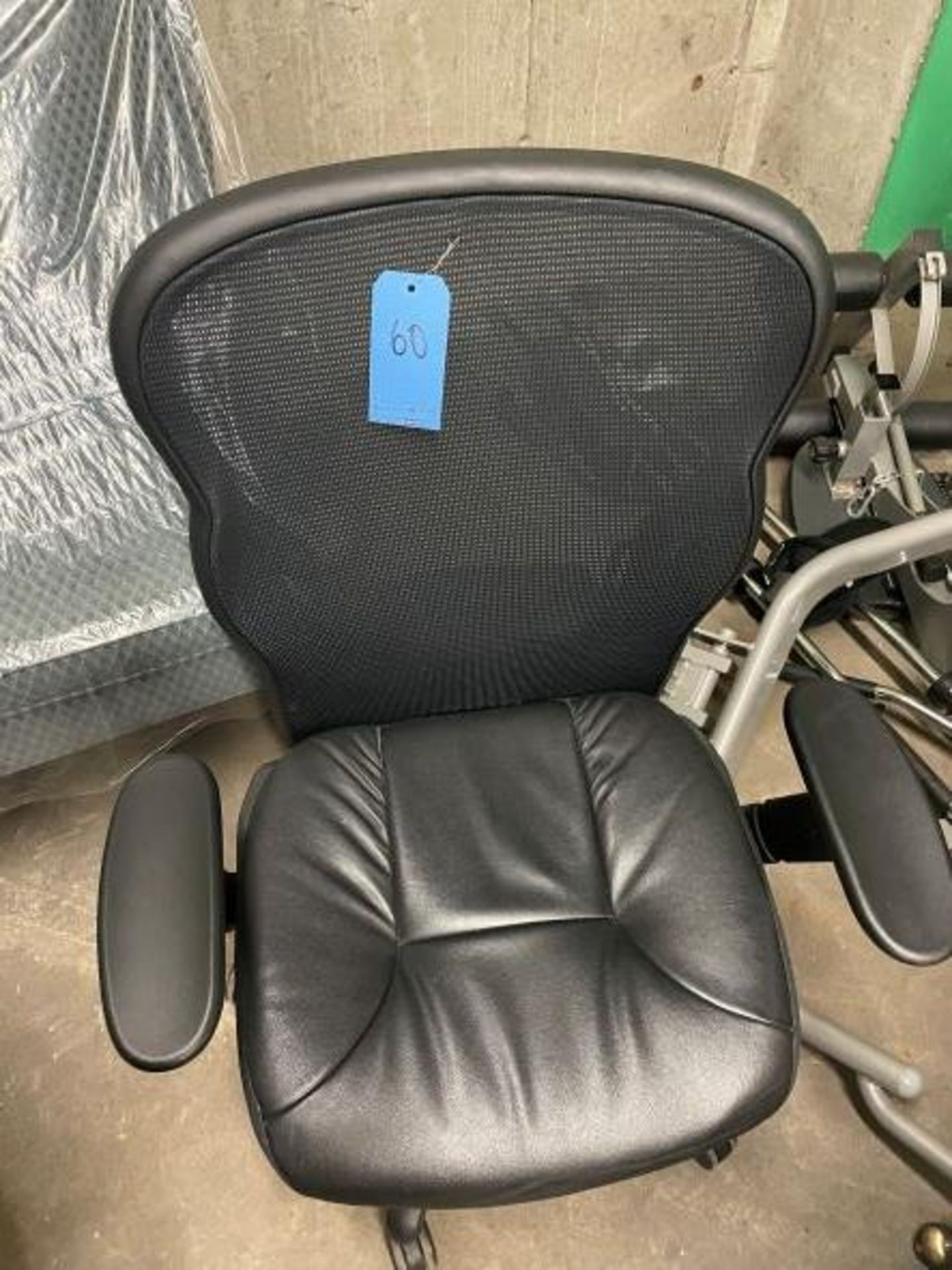 Black Mesh Seat & Back Swivel Office Chair