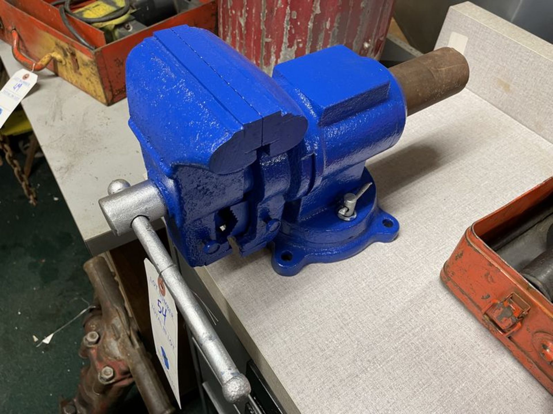 5" Jaw Vise w/ Swivel Base