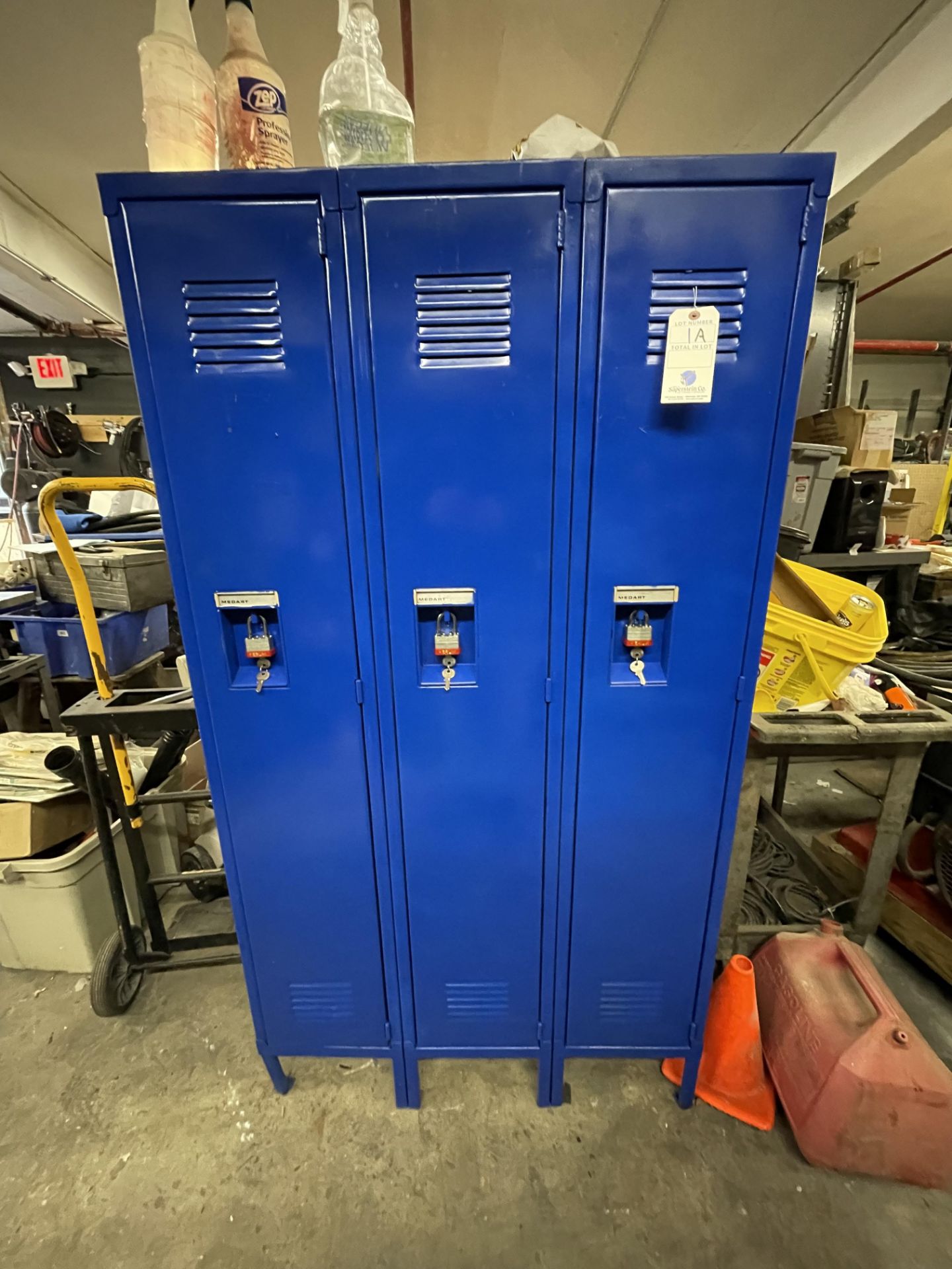 {LOT} Set of 3 Lockers w/ locks and keys - Image 2 of 3