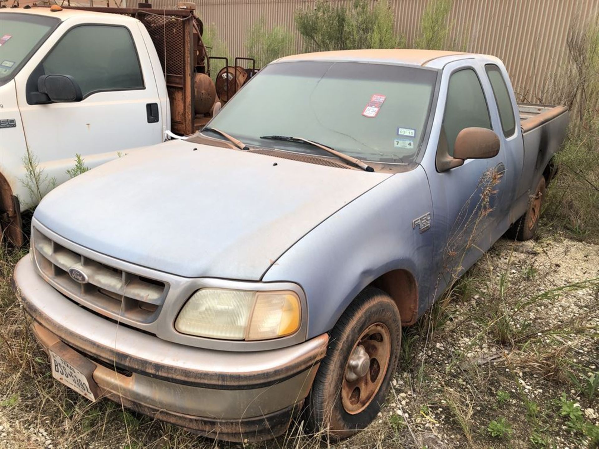 1997 Ford F-150 Pickup, VIN 1FTZX1760WKA66631, 48,696 Miles, No Title (Not Running) (Location: