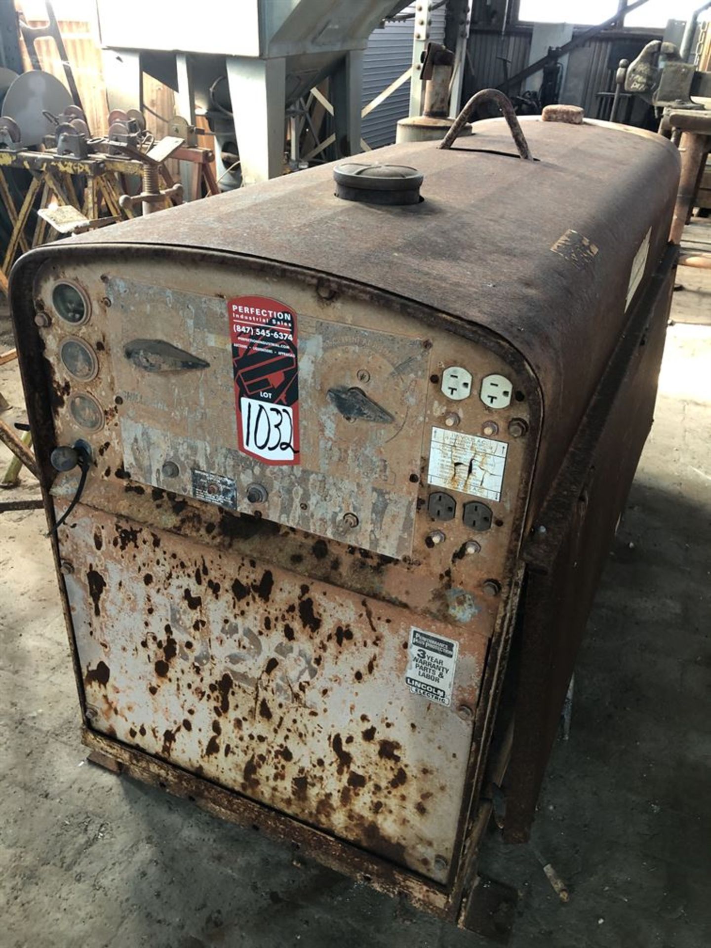 Lincoln Shield-ARC SA-250 Arc Welding Power Source Generator, s/n A-250D3152 (Location: Learning