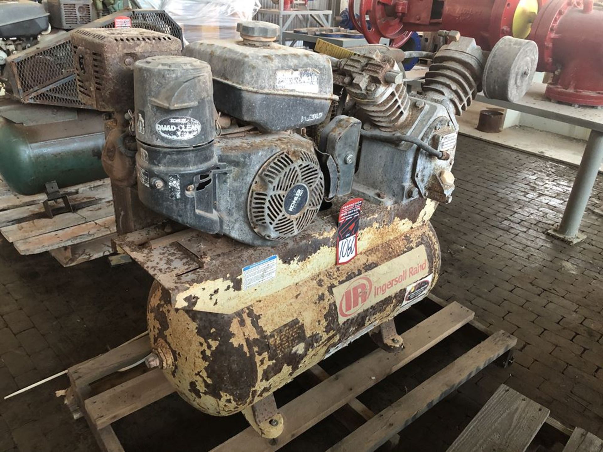 Ingersoll Rand 30 Gal Gas Powered Air Compressor (Location: Learning Center)