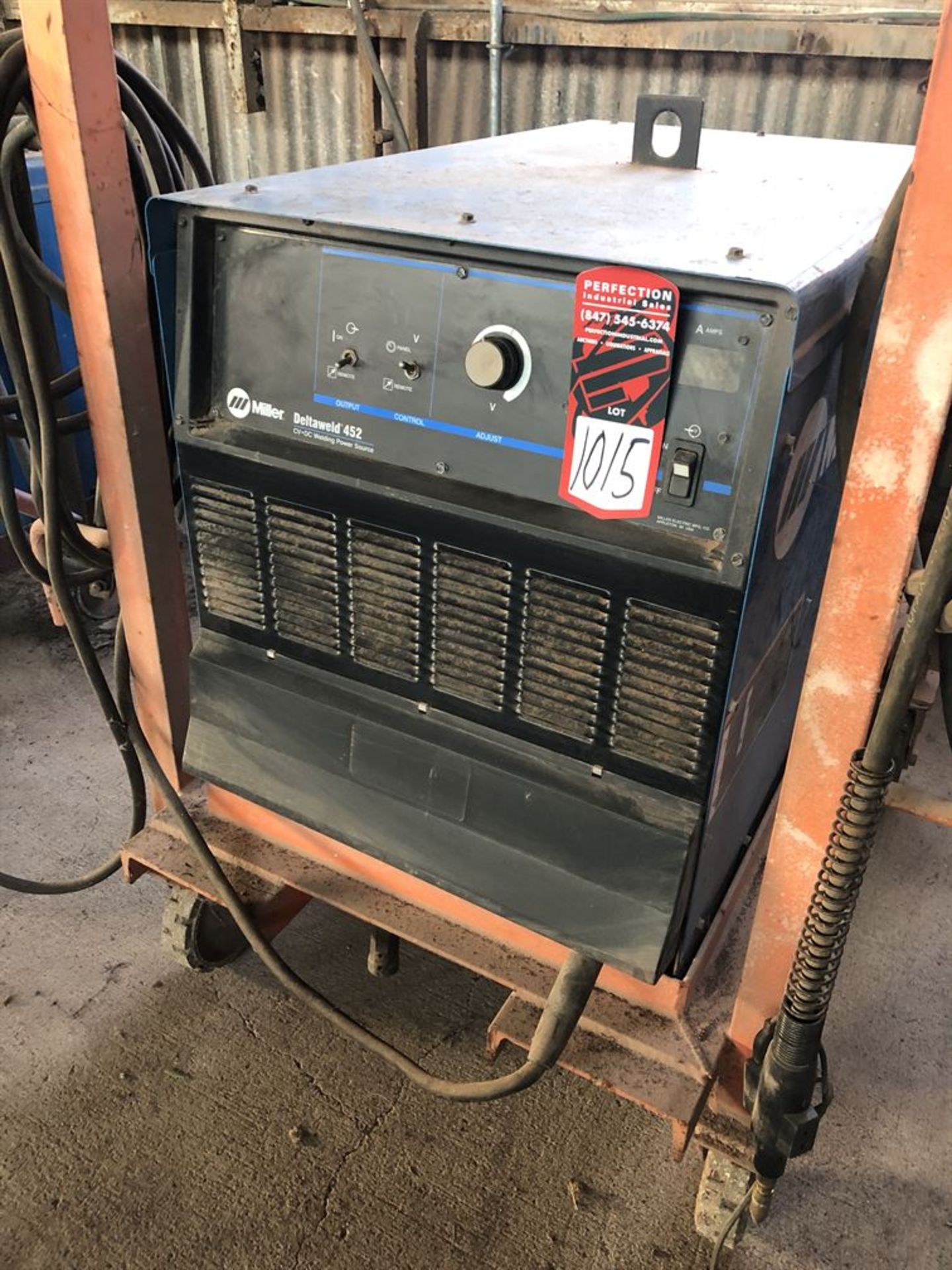 Miller Deltaweld 452 CC.DC Welding Power Source, s/n MD040030C (Location: Learning Center)