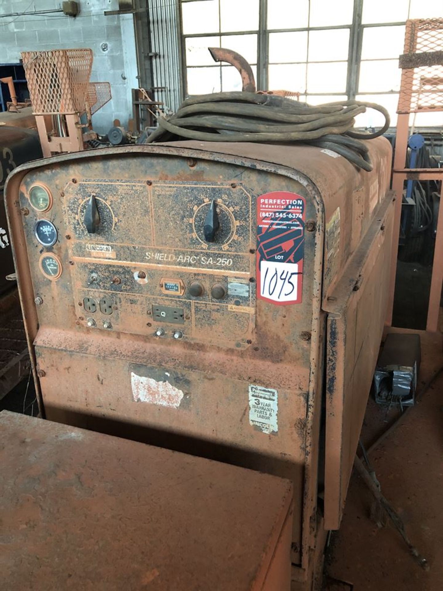 Lot Comprising of Unknown Make Trailer, w/ Lincoln Shield-ARC SA-250 Welding Power Source Generator, - Image 2 of 3