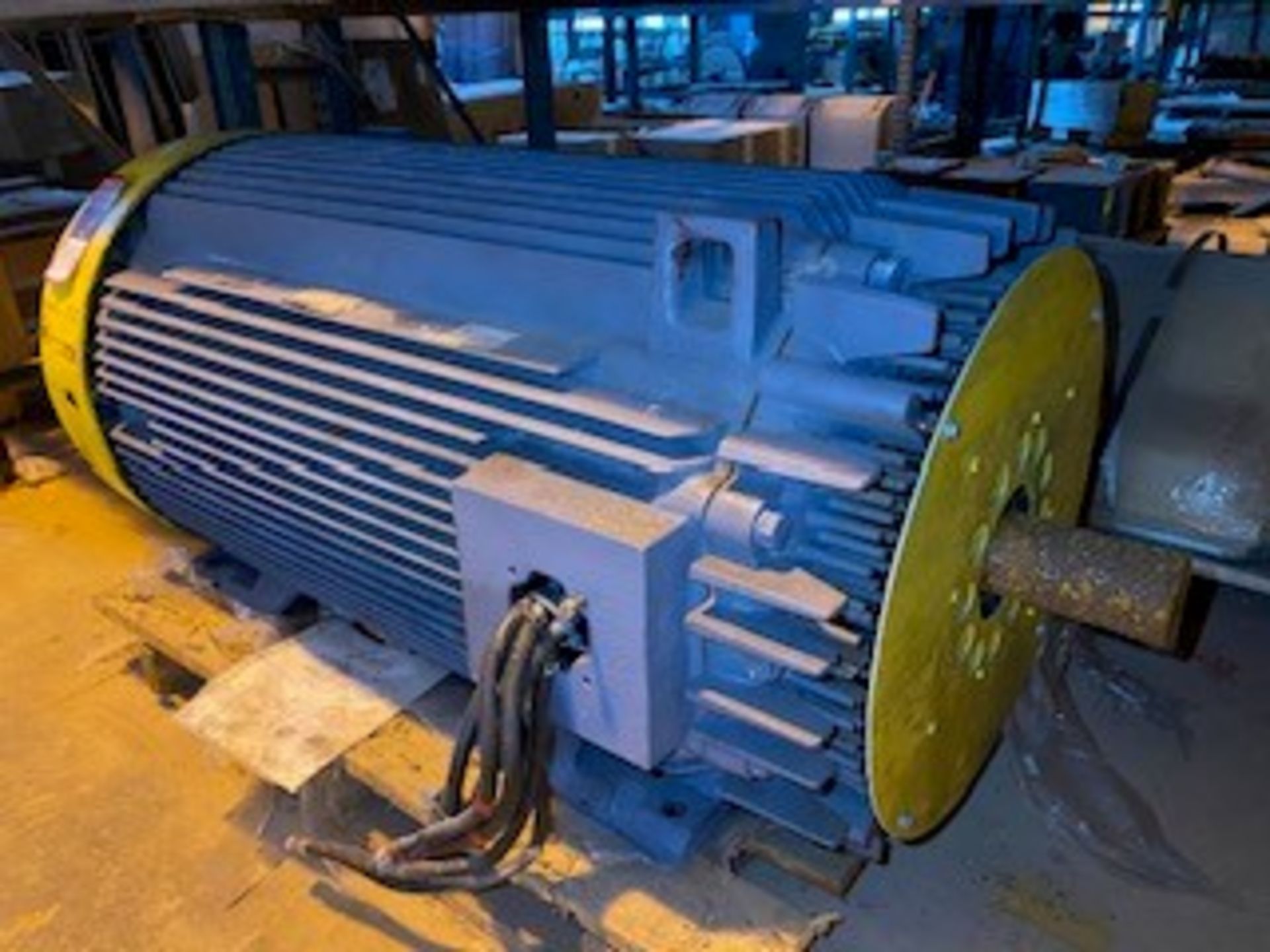 GENERAL ELECTRIC 300 HP Electric Motor (Location: Motor Warehouse)