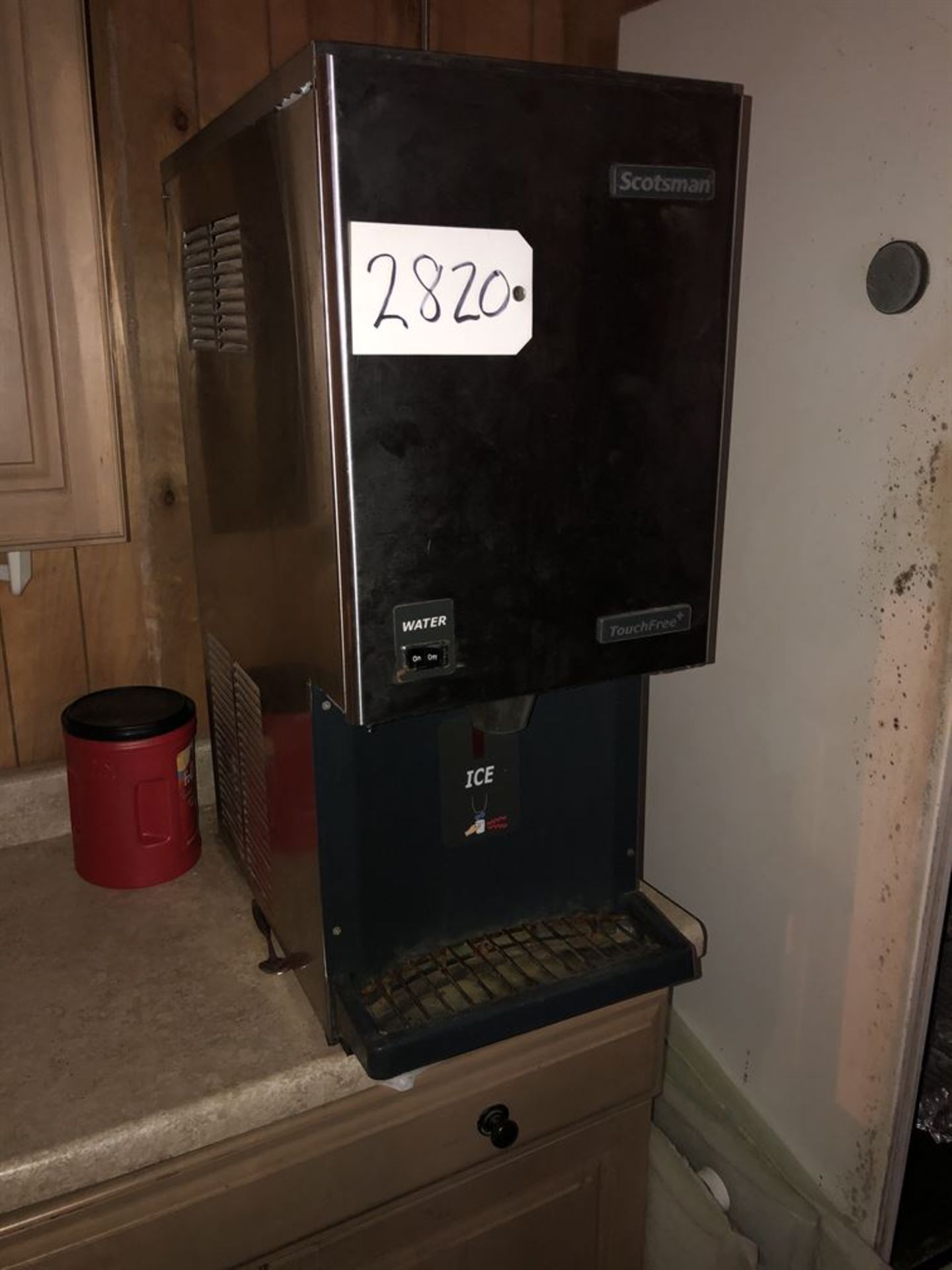 SCOTSMAN Touch Free Ice Machine (Location: 55B)