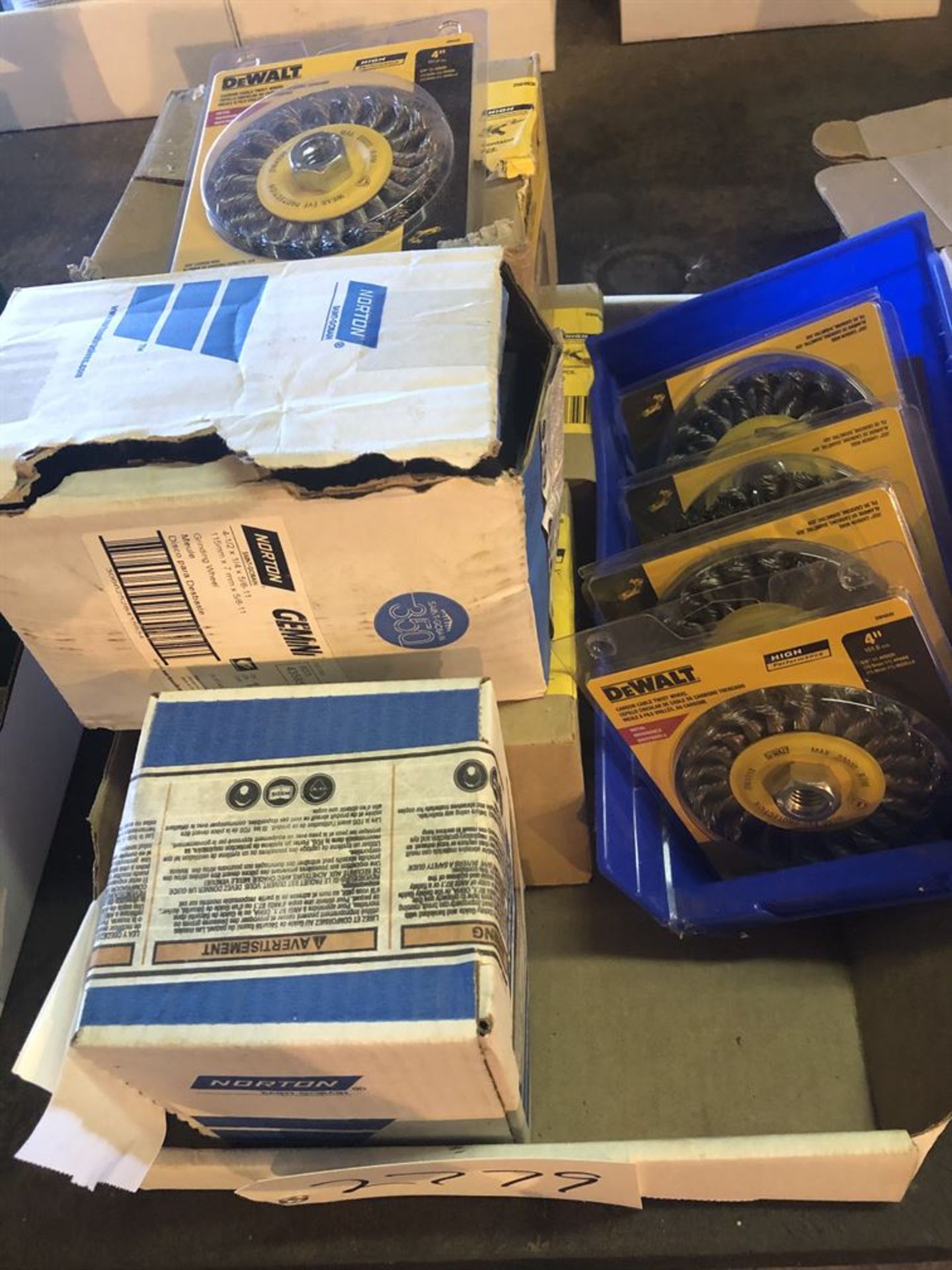 Lot Comprising of Assorted Abrasives (Location: 55B)