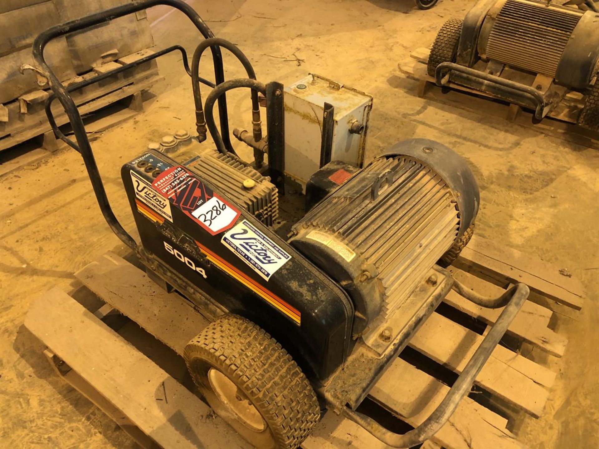 VICTORY 5004 Power Washer (Condition Unknown) (Location: Chemical Warehouse)