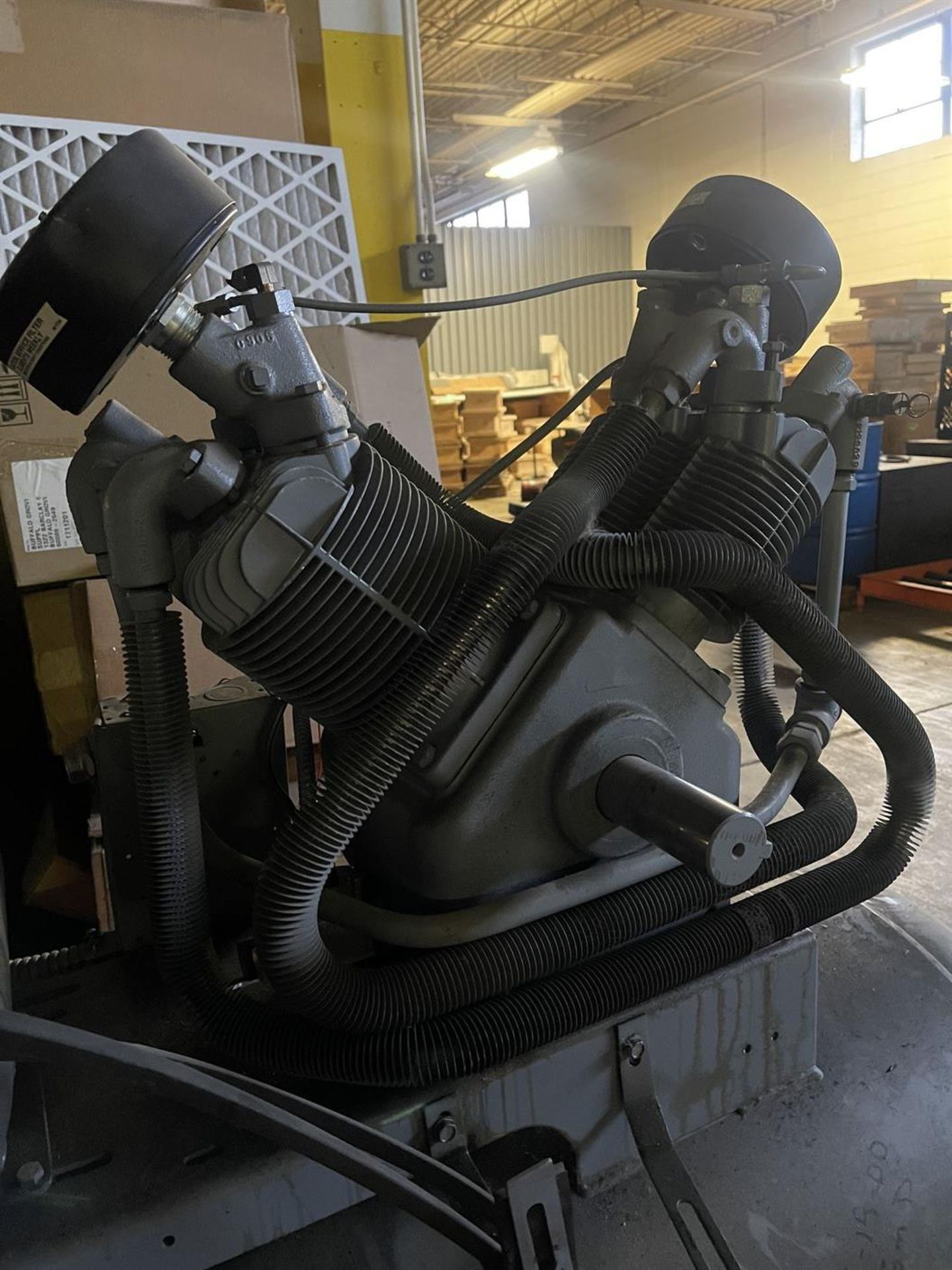 GARDNER DENVER 10 HP Dual Piston Air Compressor, (Item located at 2375 Touhy Ave, Elk Grove Village, - Image 4 of 4