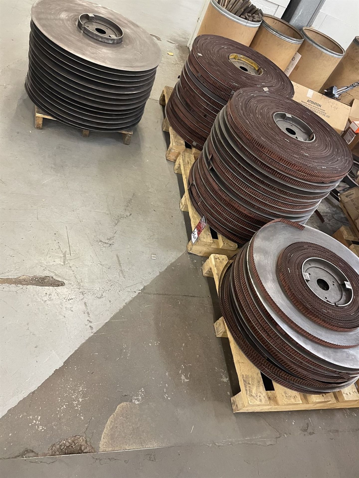 (4) Pallets of unrefined saw blades - Image 2 of 2
