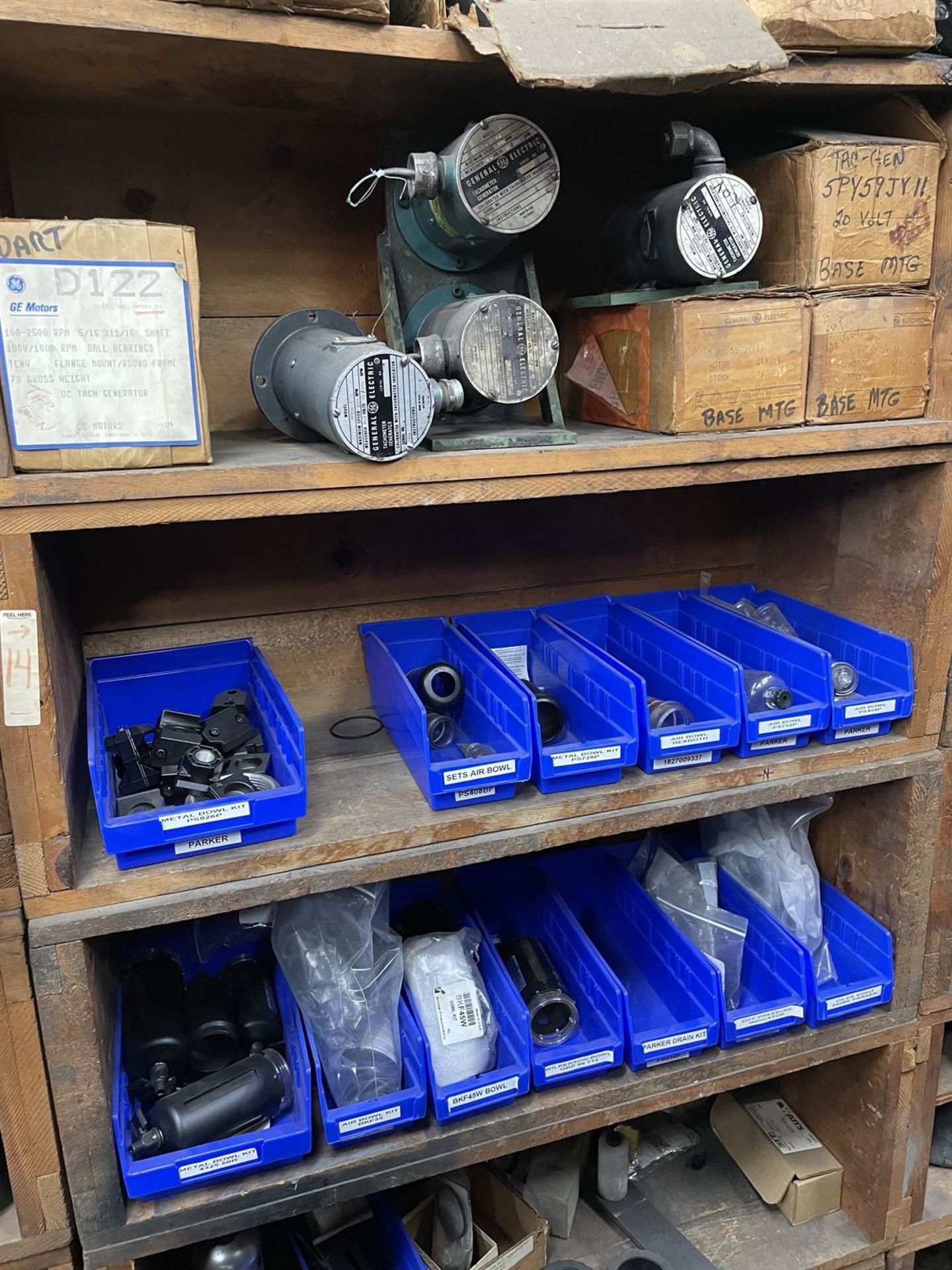 Lot of (4) Shelving Units w/ Assorted dust collector, splitter and miller parts - Image 9 of 30