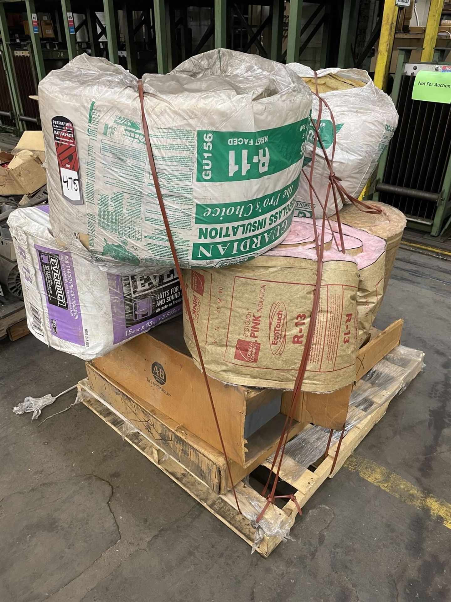 Pallet comprising of Assorted insulation - Image 3 of 4