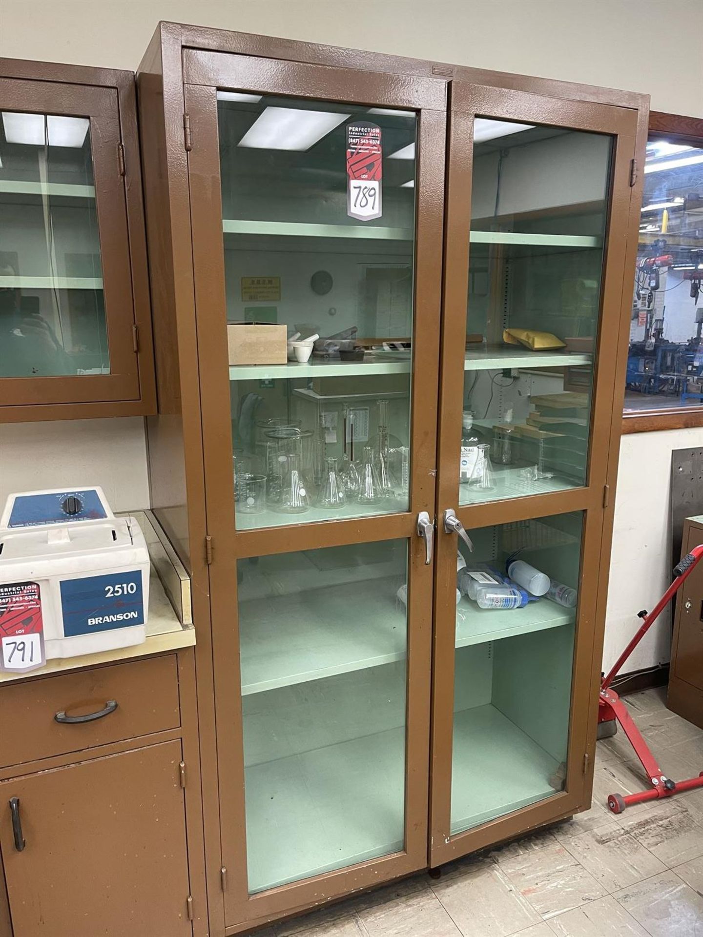 Heavy Duty Lab Cabinet w/ Assorted Lab Glassware