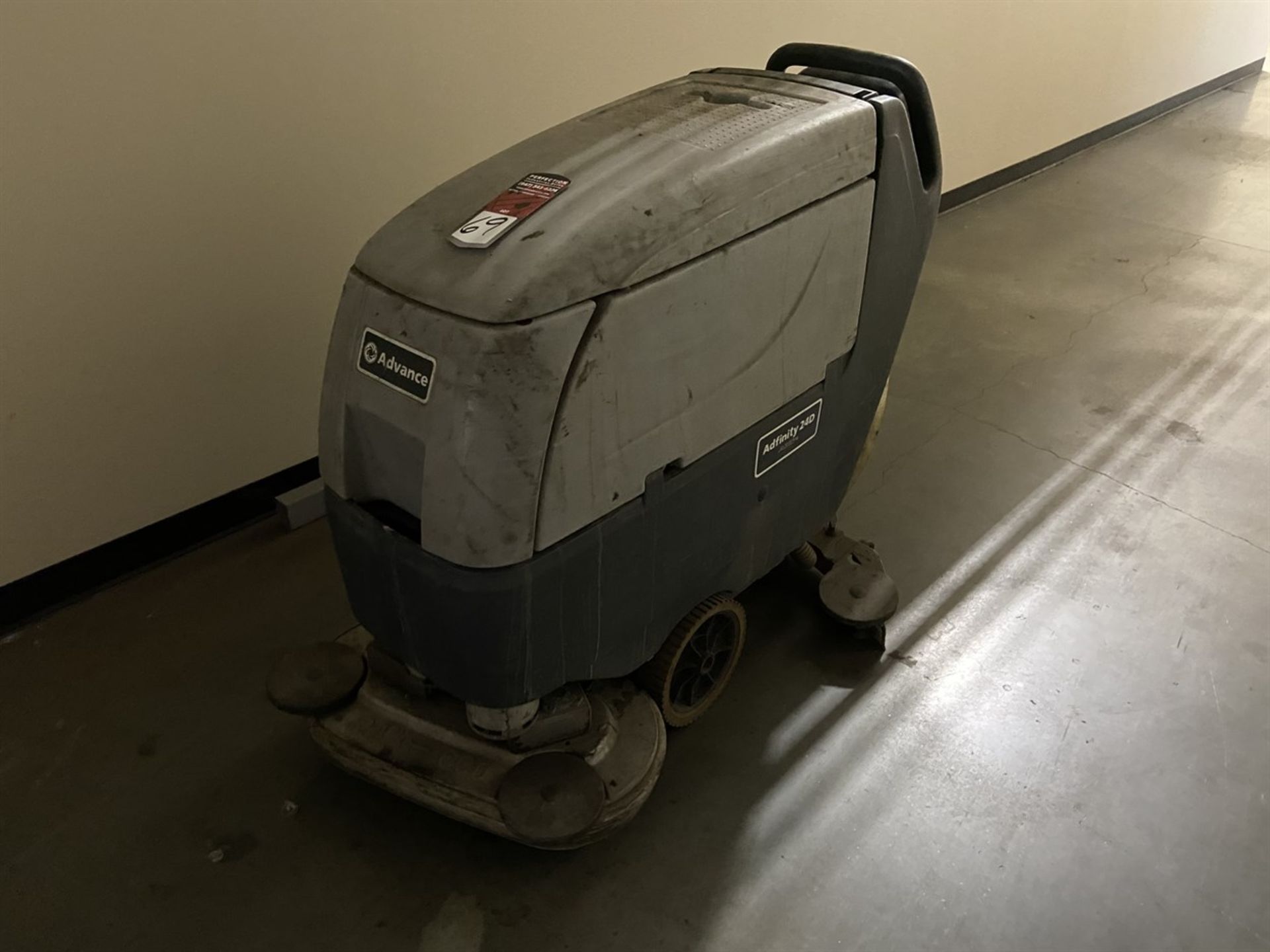 Advance Adfinity 24D Electric Floor Scrubber s/n 100606439