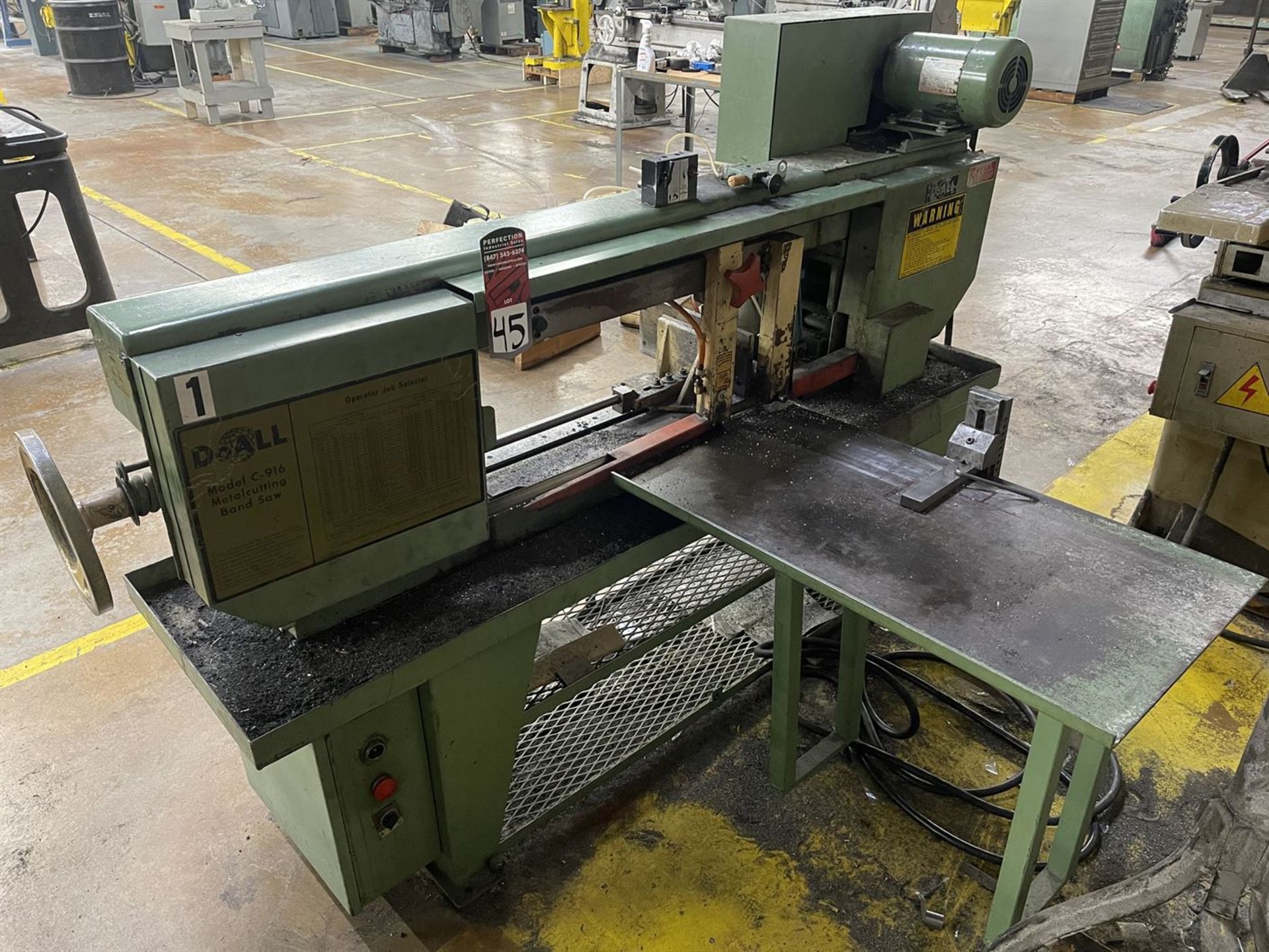 DOALL C-916 Horizontal Bandsaw, s/n 438-881979