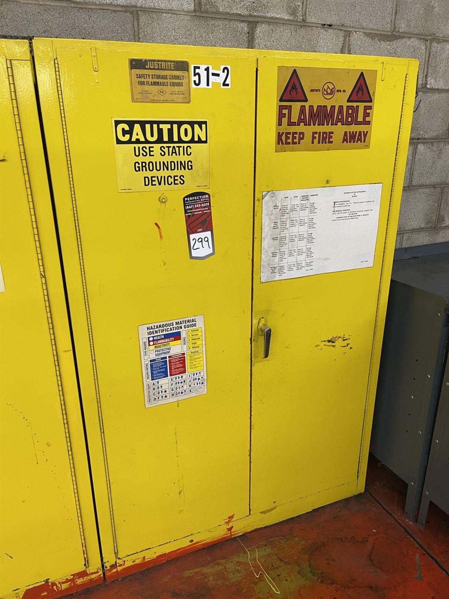 JUSTRITE 45 Gal Flammable Liquids Cabinet