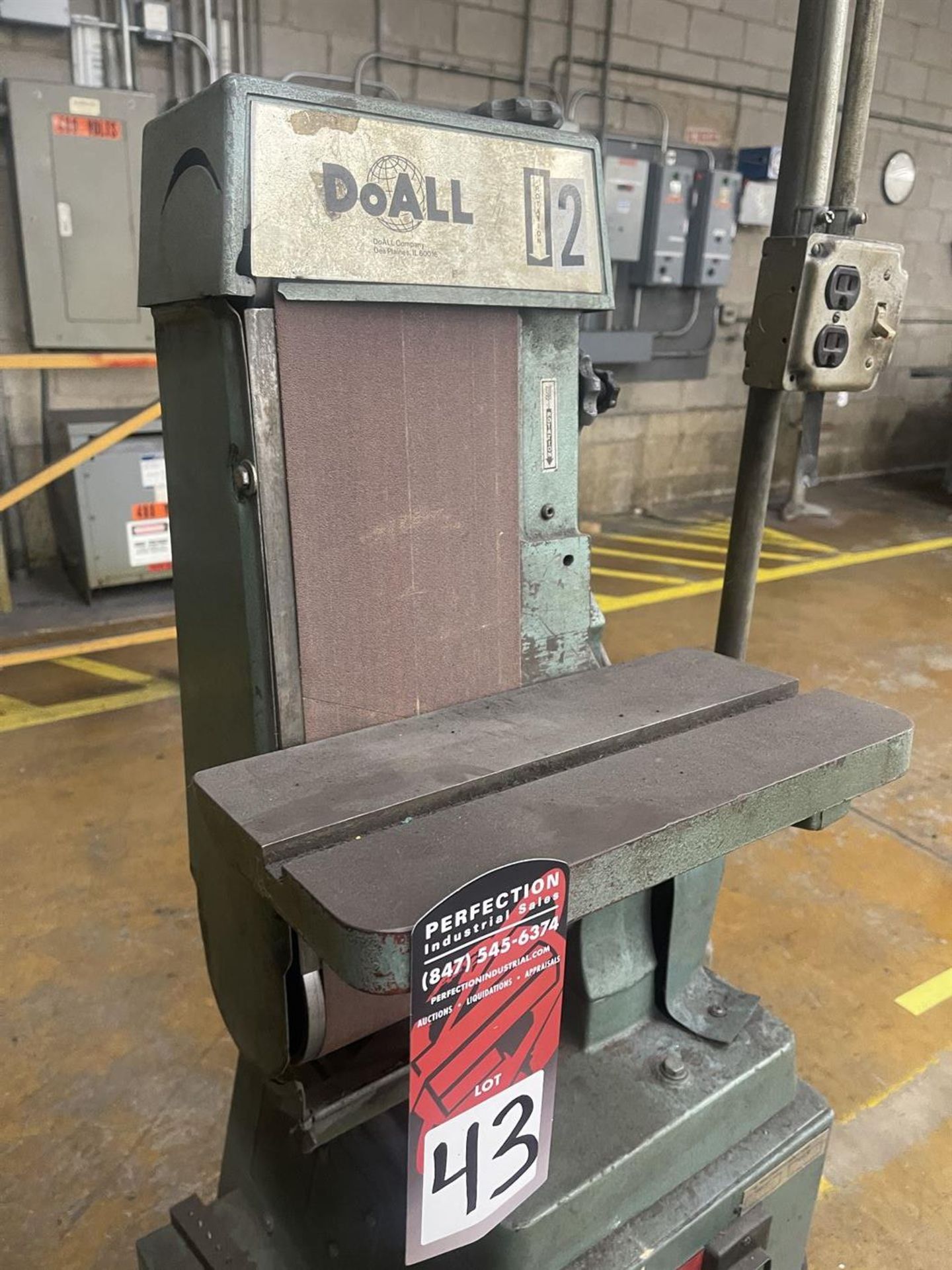 DOALL 4307 Belt Sander, s/n 26586 - Image 3 of 4